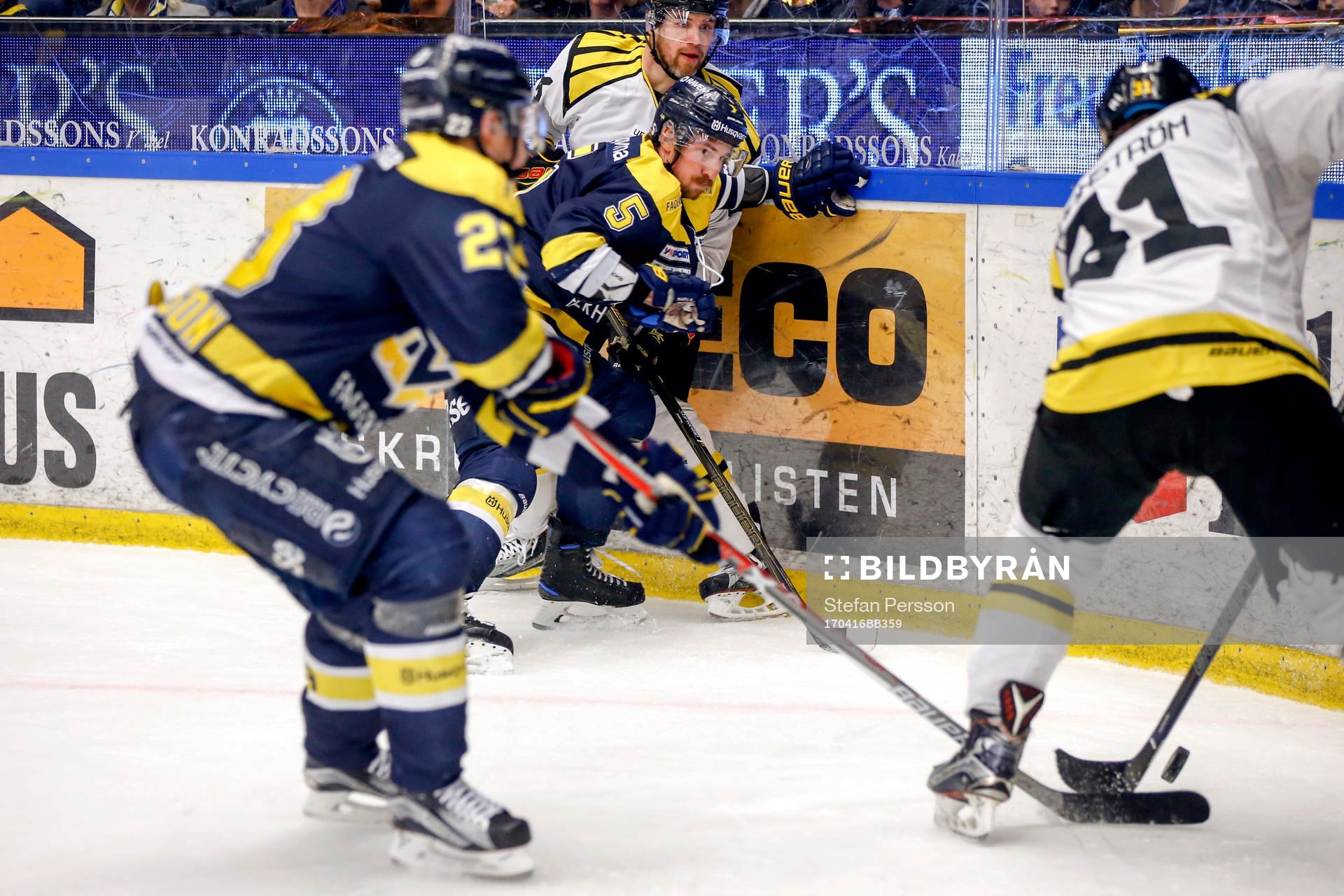 s Lias Andersson och Adam Almquist och Brynäs Johan Alcén