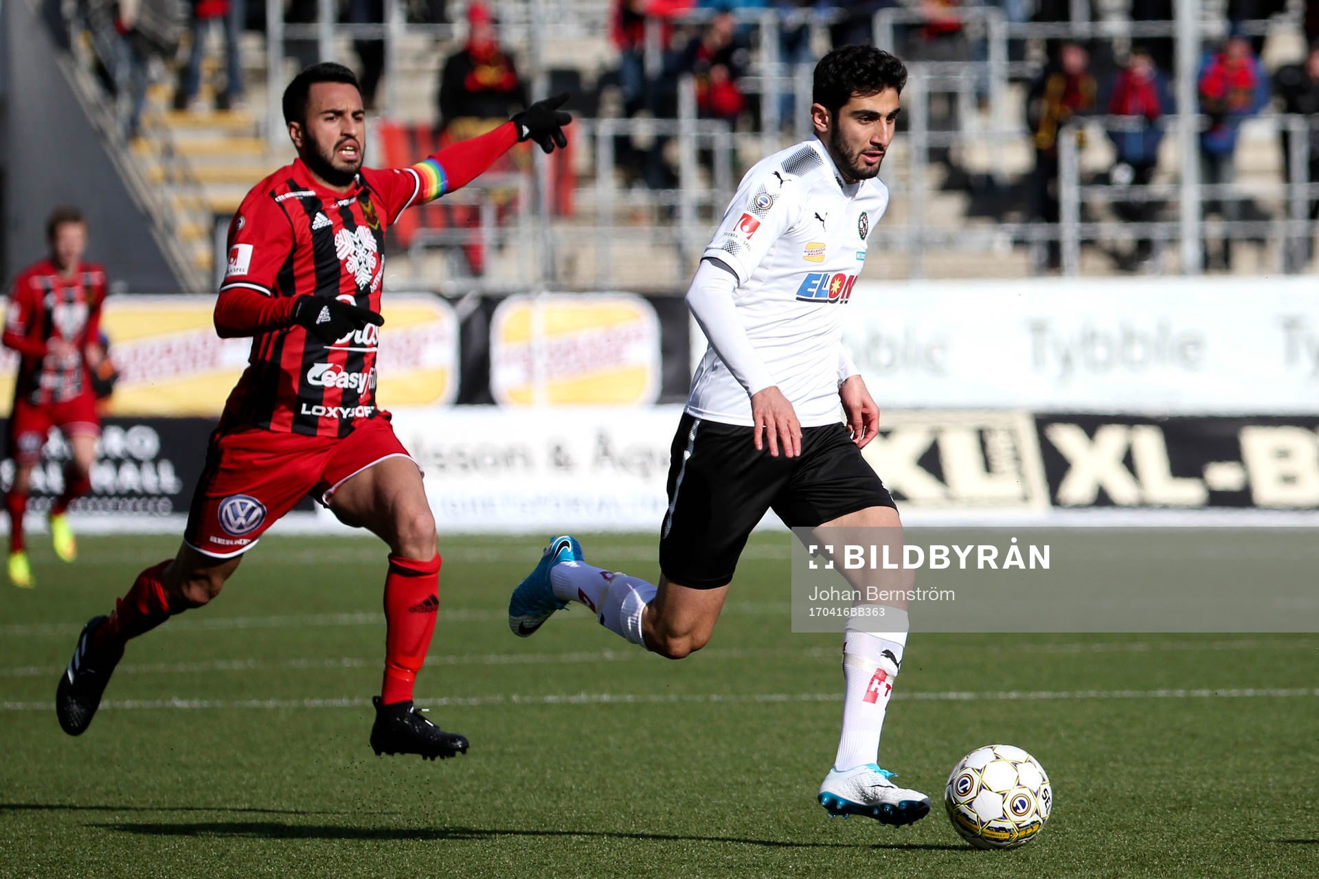 Örebros Ferhad Ayaz  och Östersunds Brwa Nouri