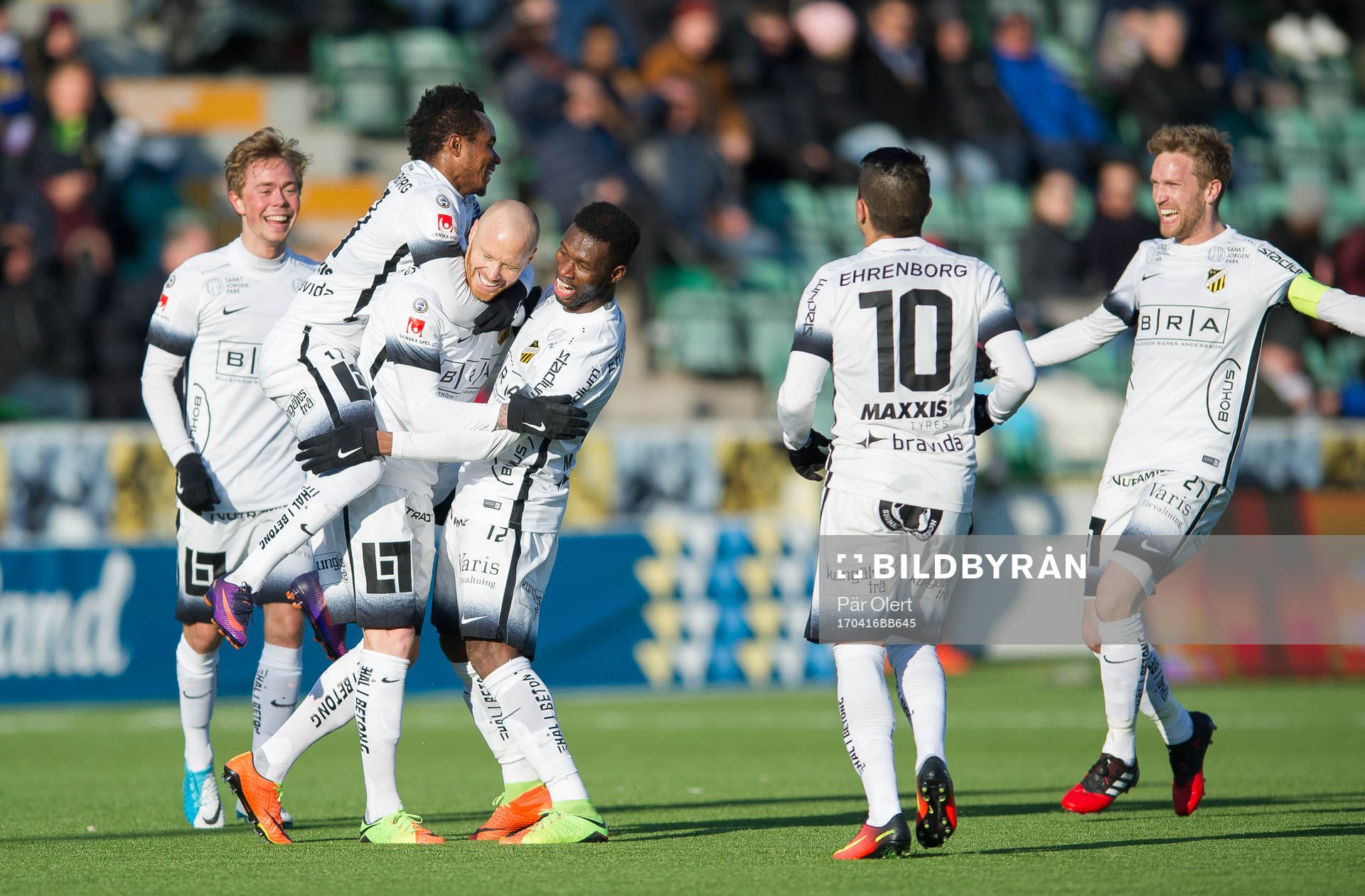 Häckens Alexander Farnerud jublar efter 0-1 målet under fotbollsmatchen i Allsvenskan mellan GIF Sundsvall och Häcken den 16 April 2017 i Sundsvall.