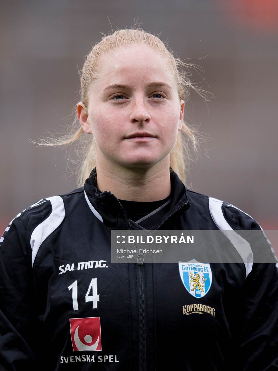 Göteborgs Savannah Levin på line up innan fotbollsmatchen