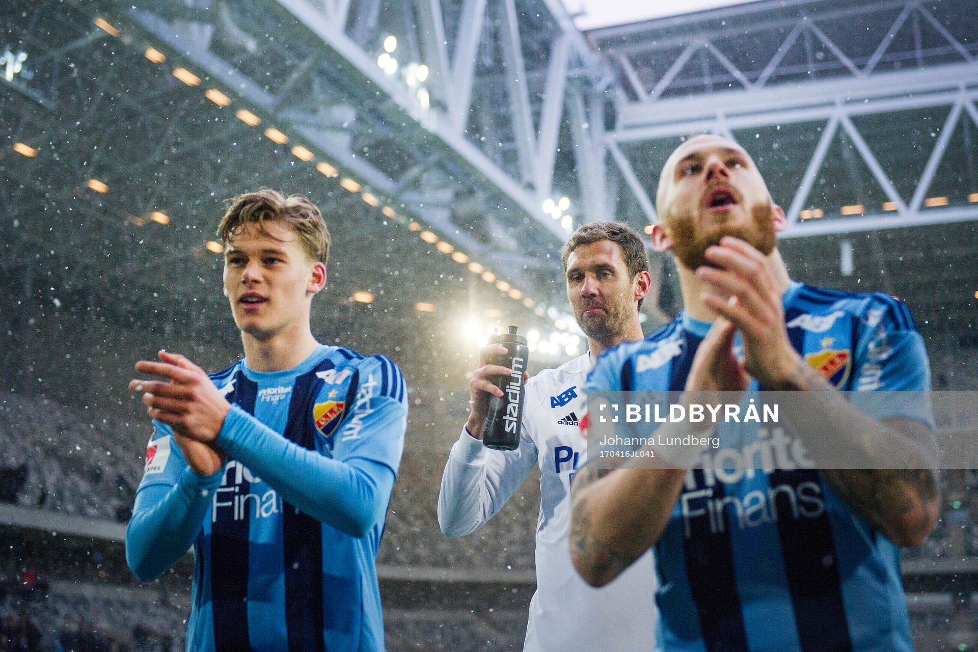Djurgårdens Felix Beijmo  , målvakt Andreas Isaksson och