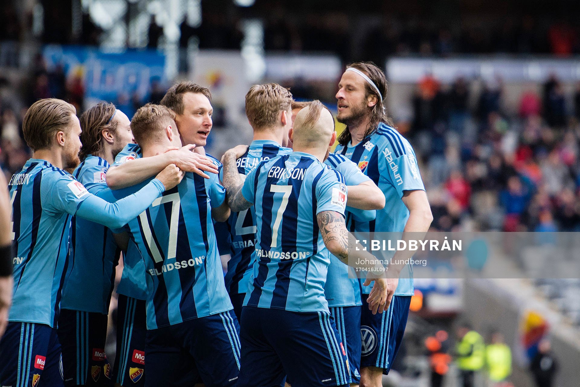 Djurgårdens Gustav Engvall gör 1-0 och jublar med Kim