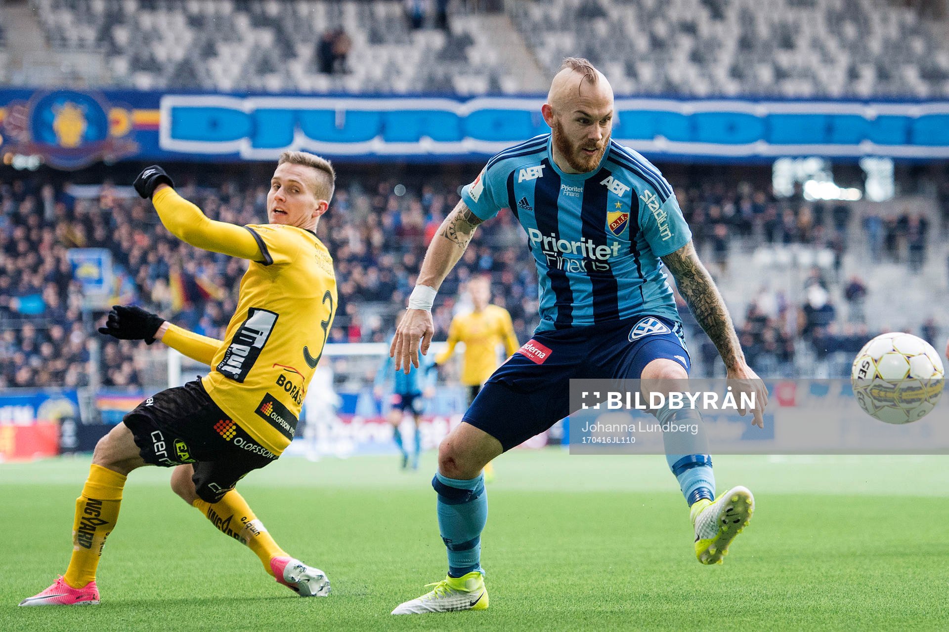 Elfsborgs Adam Lundqvist och Djurgårdens Magnus Eriksson