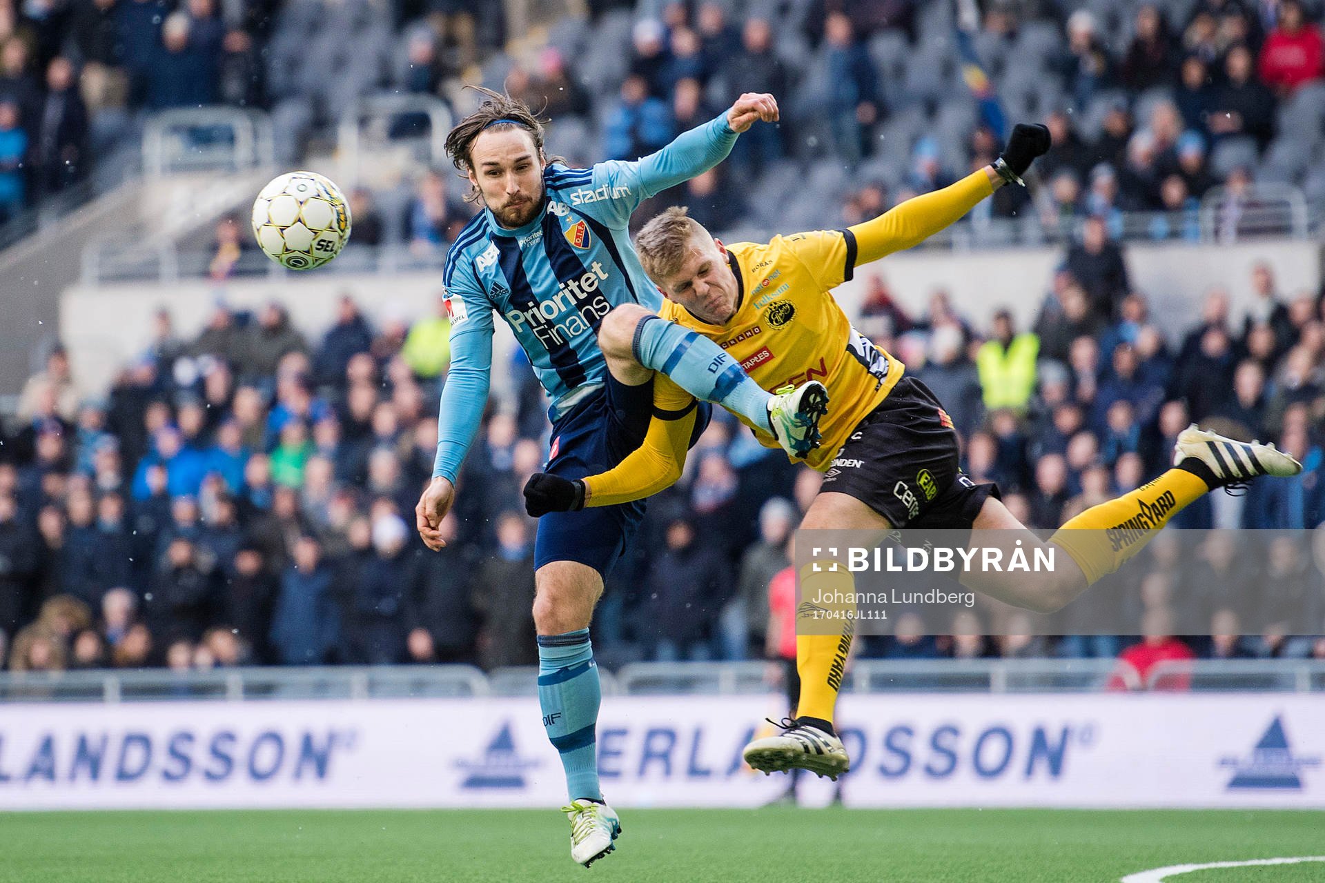 Djurgårdens Kevin Walker och Elfsborgs Joakim Nilsson