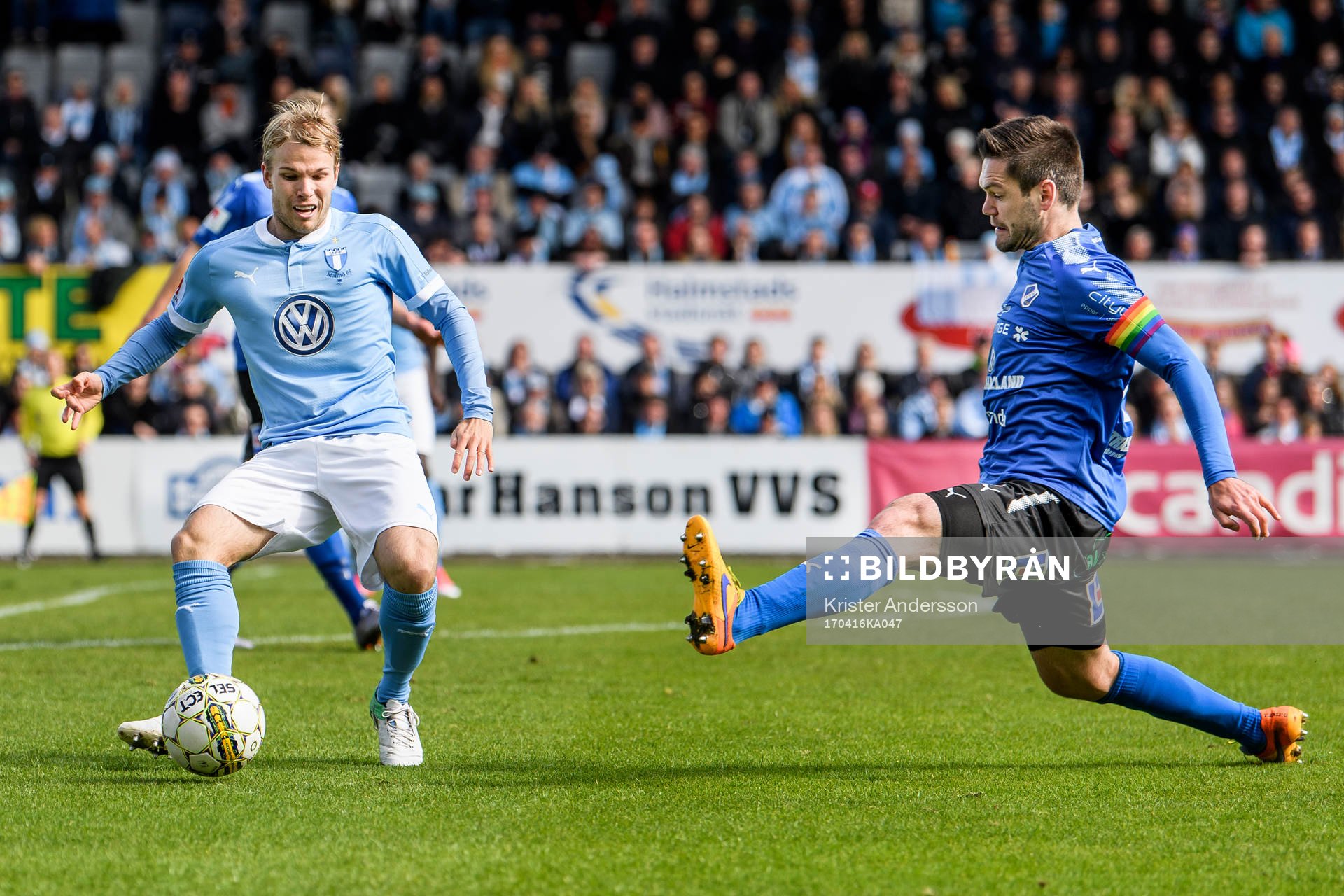 Malmö FFs Oscar Lewicki och Halmstads Ivo Pekalski
