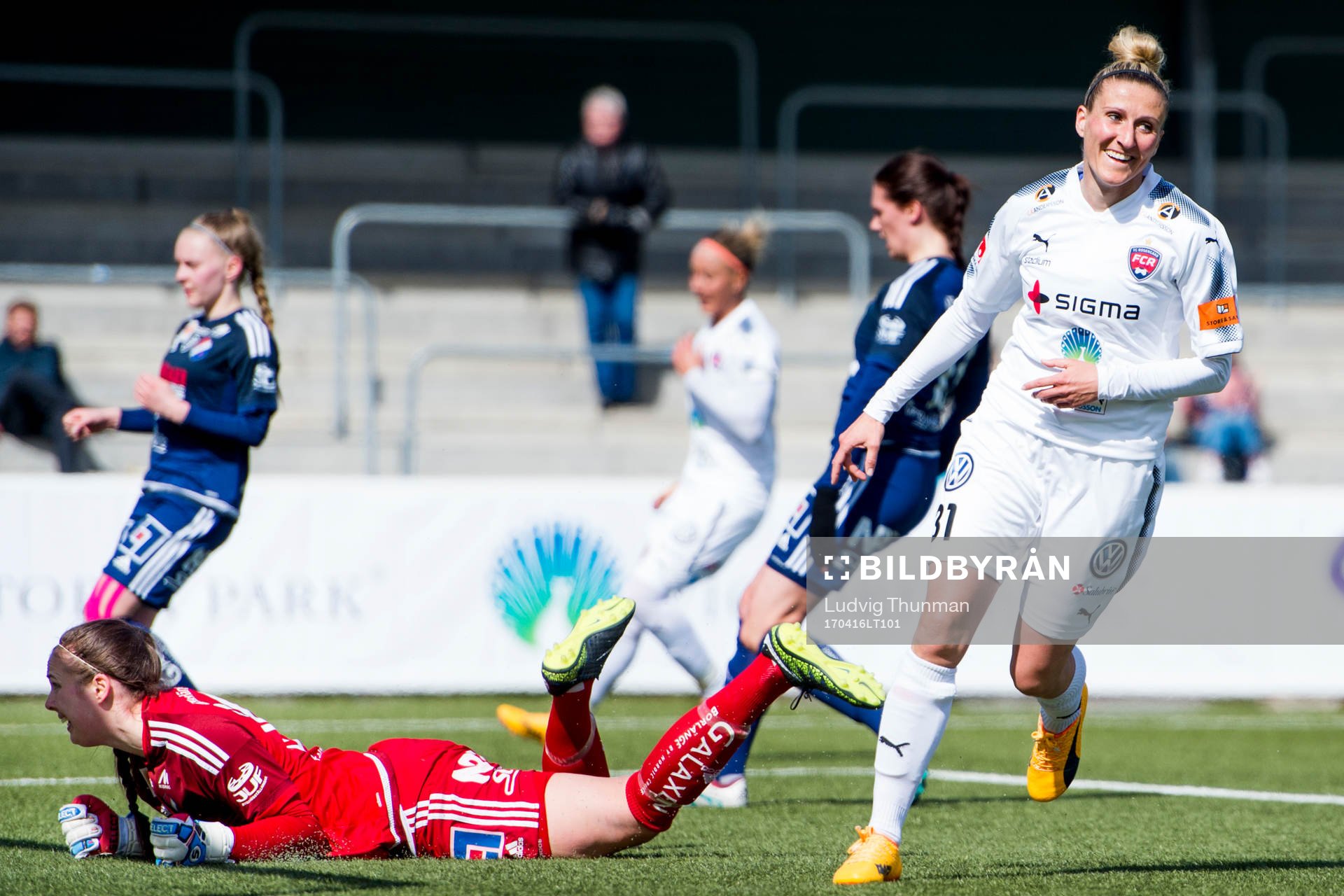 Rosengårds Anja Mittag jublar