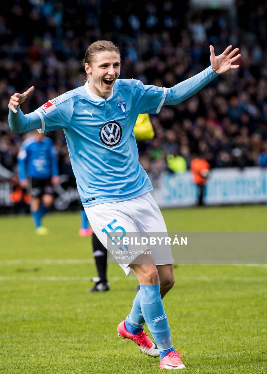 Malmö FFs Pawel Cibicki jublar