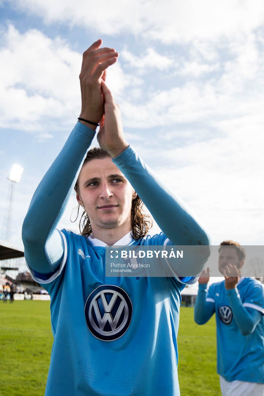 Malmö FFs Pawel Cibicki tackar publiken
