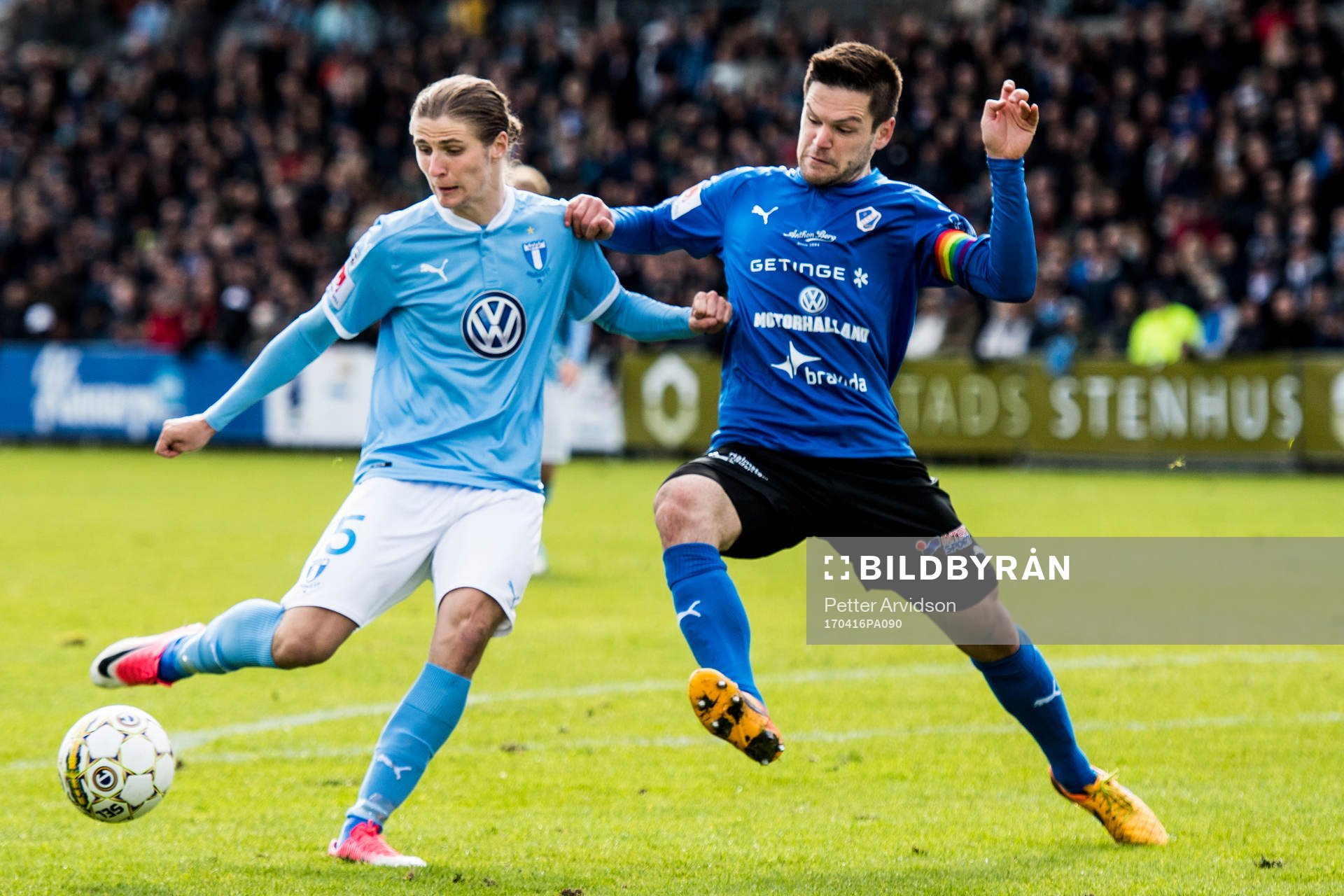 Malmö FFs Pawel Cibicki och Halmstads Ivo Pekalski