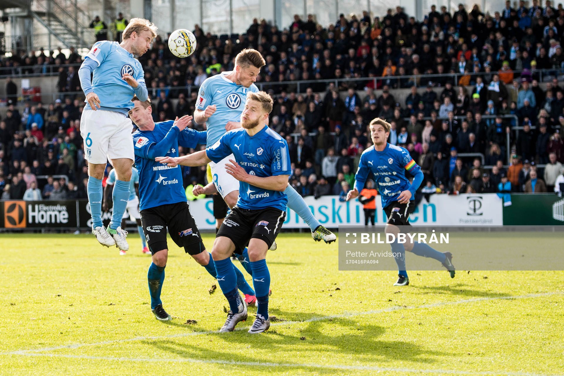 Malmö FFs Oscar Lewicki och Markus Rosenberg mot Halmstads