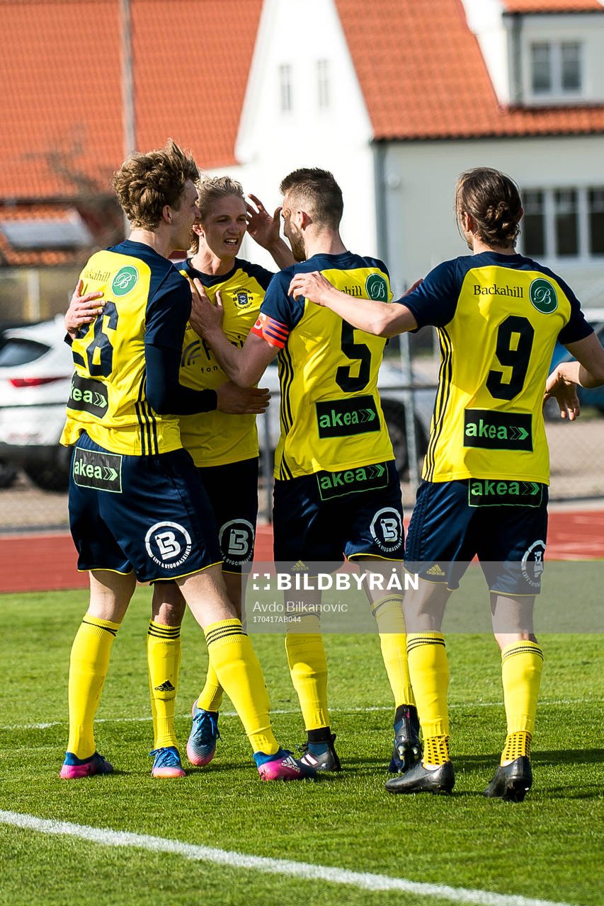 Ängelholms Andreas Karlsson jublar