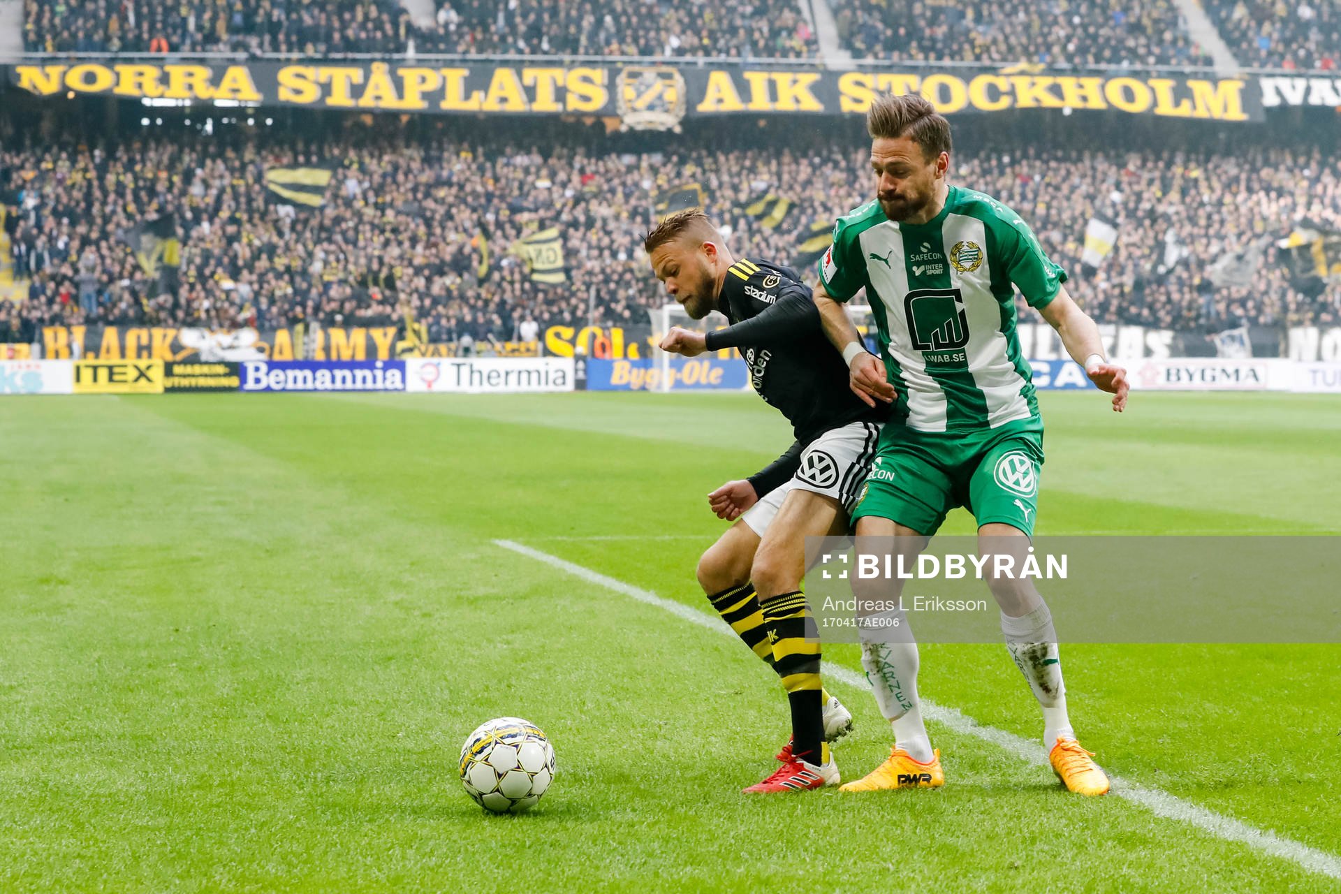 s Daniel Sundgren och Hammarbys Arnór Smárason