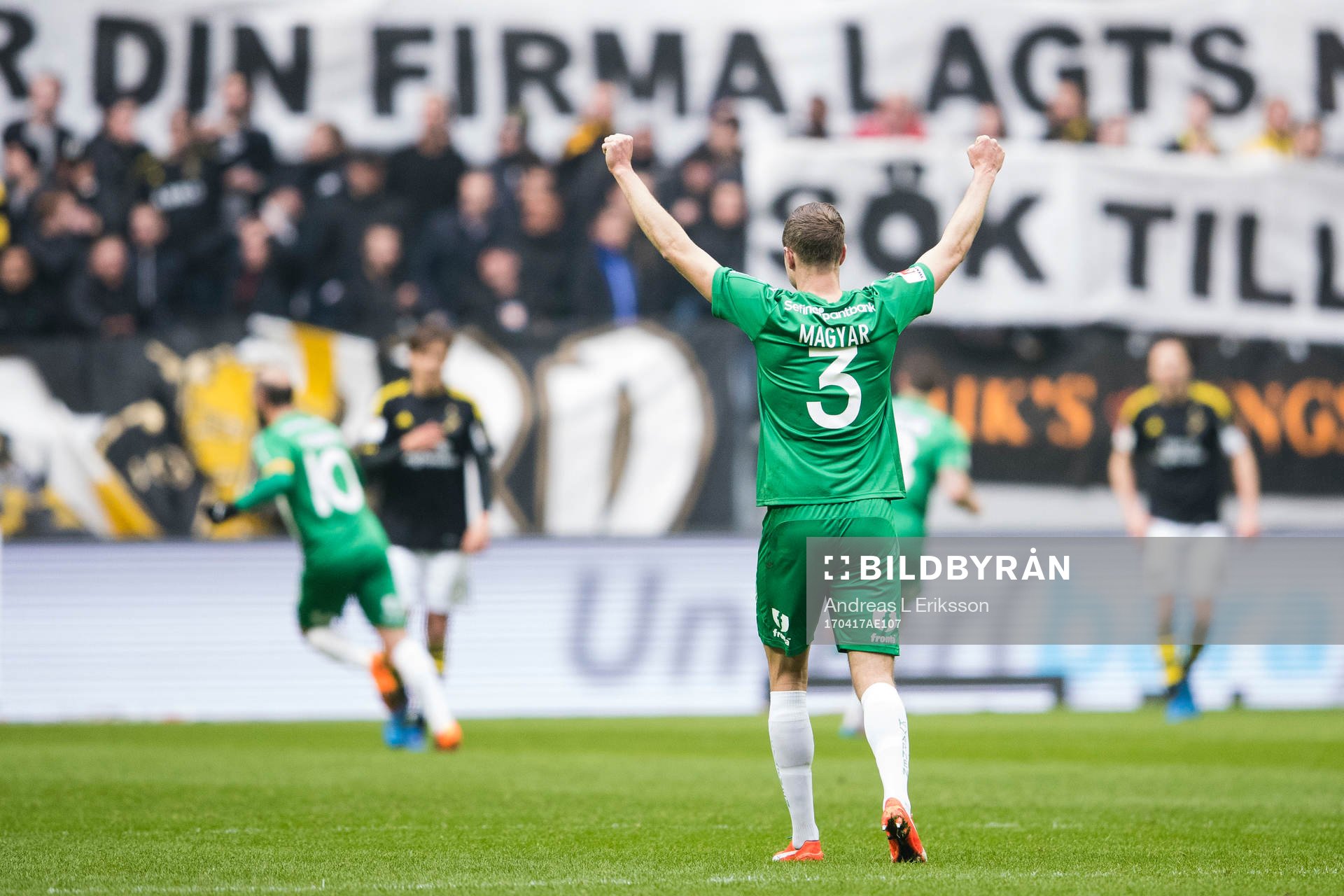 Hammarbys Richard Magyar jublar