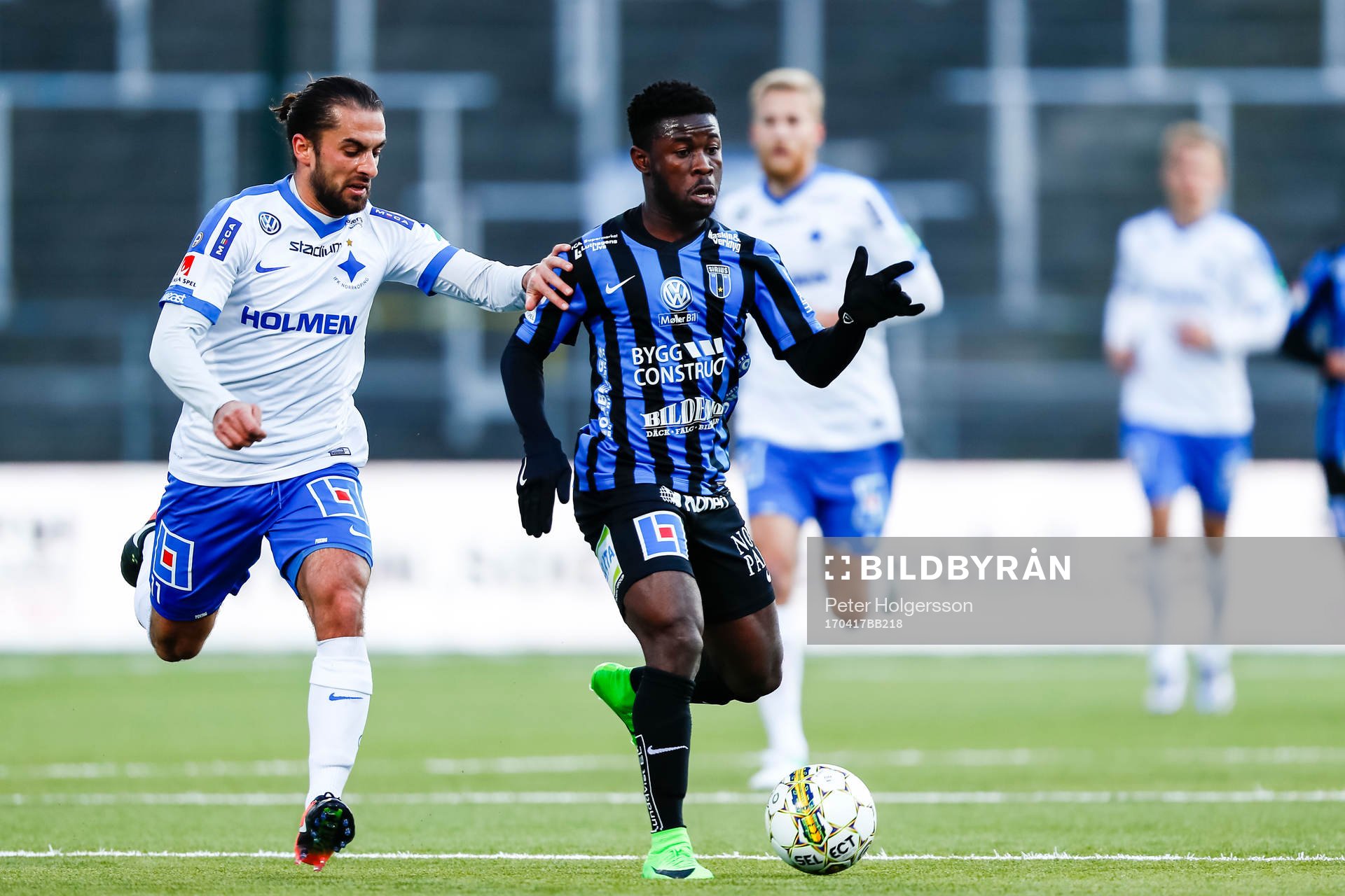 Norrköpings Christopher Telo och Sirius Kingsley Kofi Sarfo