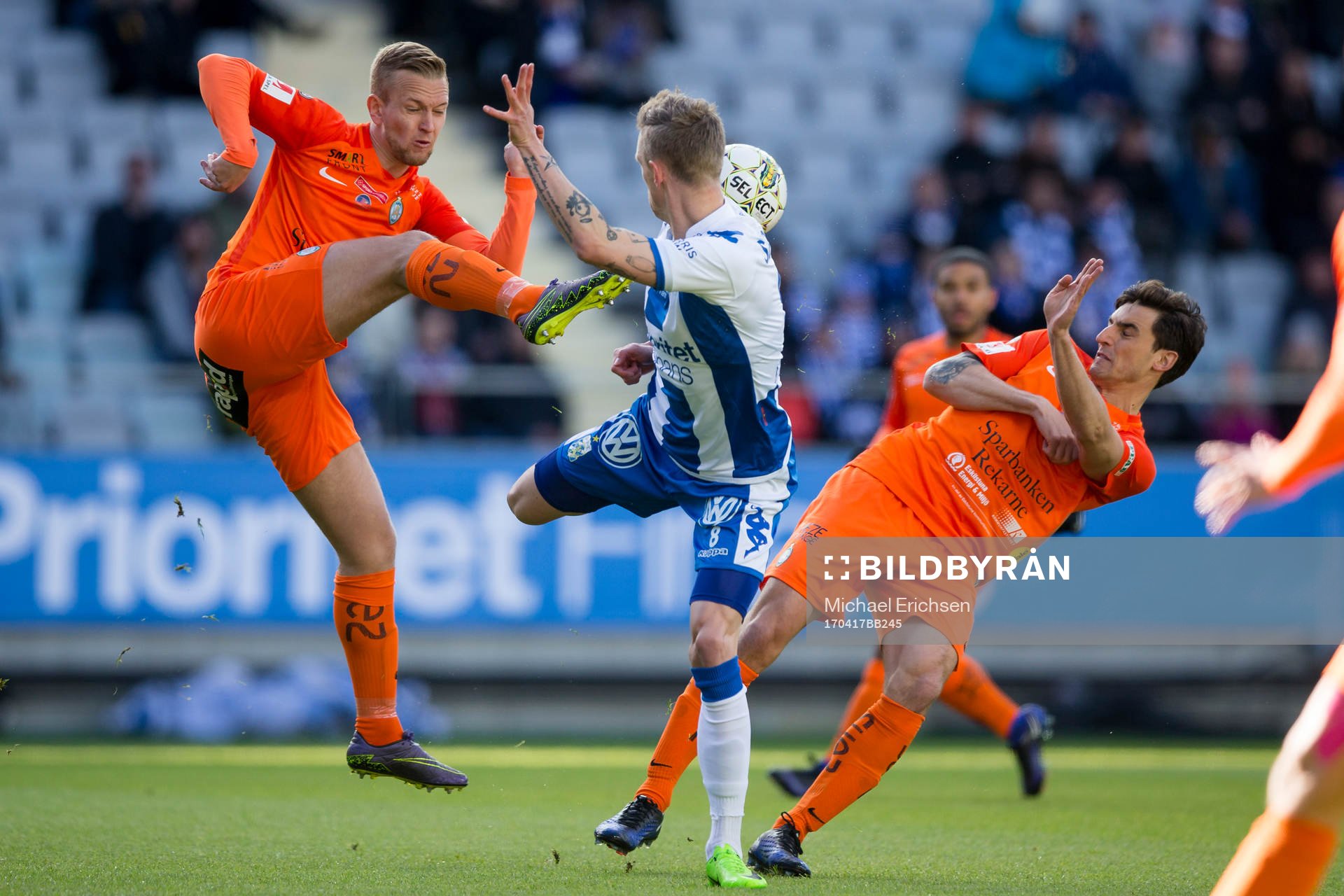 AFC Eskilstunas Alexander Michel och IFK Göteborgs Sören