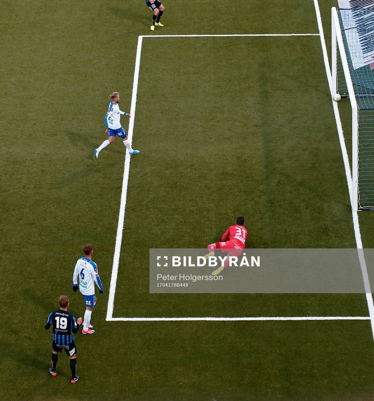 Mål 0-2 av Sirius Christer Gustafsson