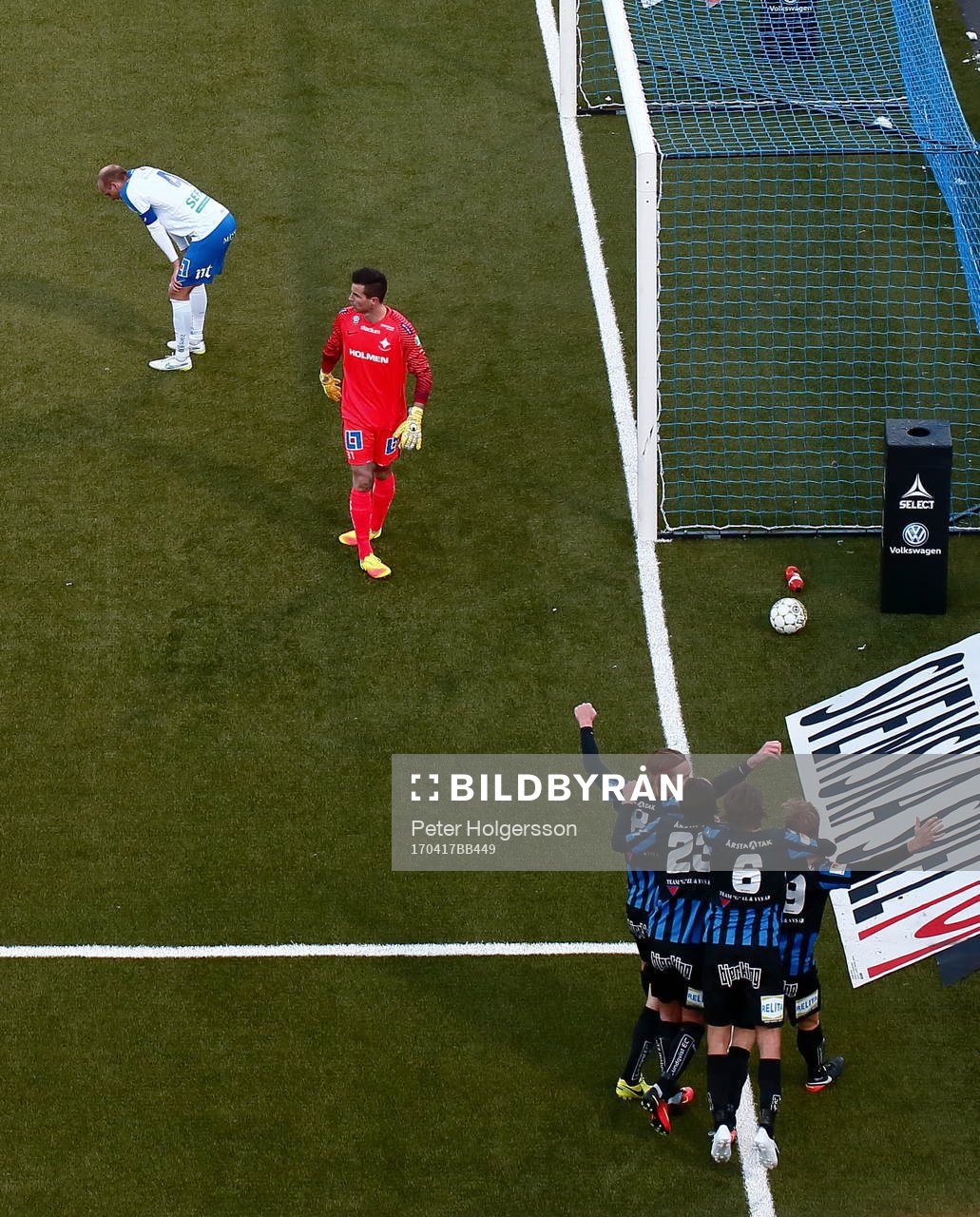 Mål 0-2 av Sirius Christer Gustafsson