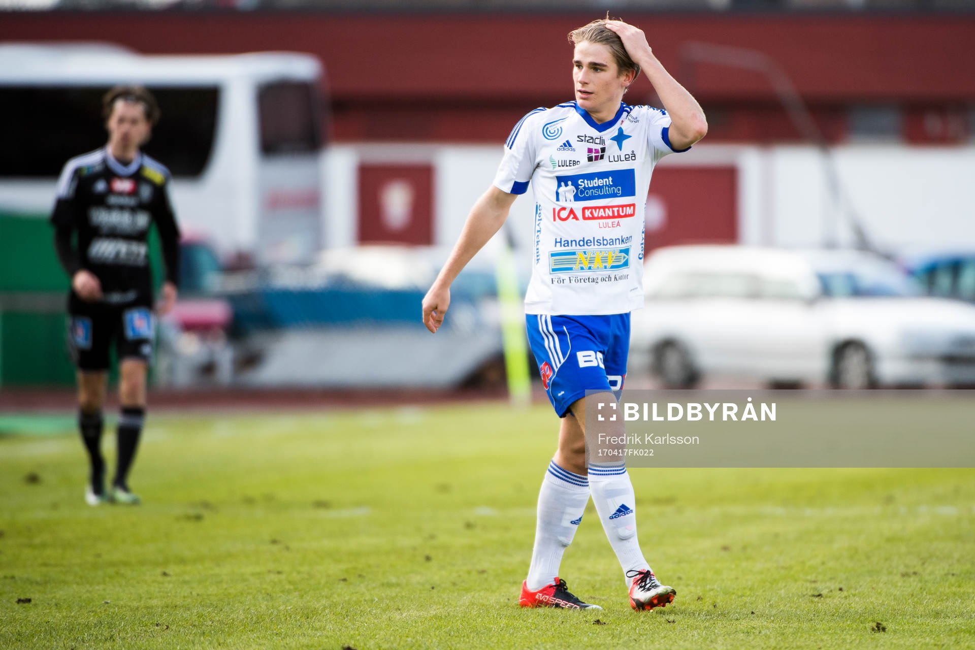 Luleås Sebastian Sandlund deppar