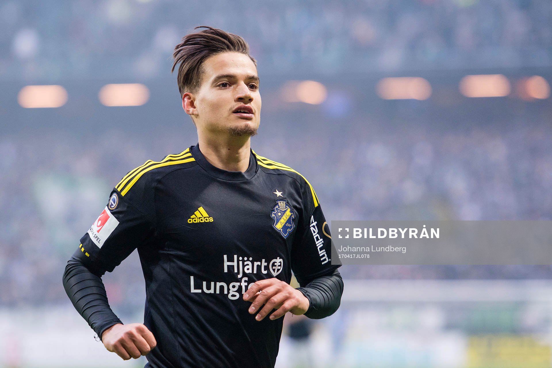AIK:s Amin Affane under fotbollsmatchen i Allsvenskan mellan AIK och Hammarby den 17 april 2017 i Stockholm.