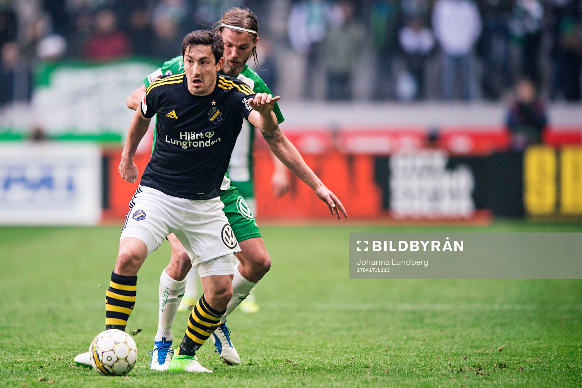 s Stefan Ishizaki och Hammarbys Björn Paulsen