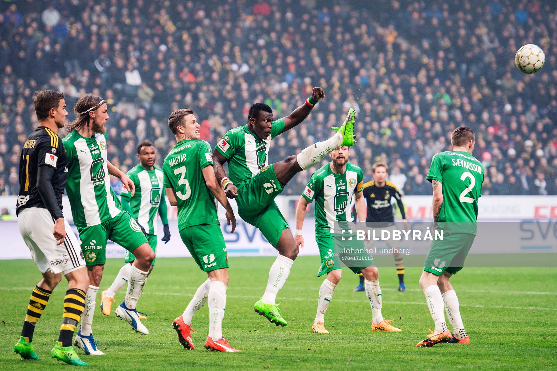 Hammarbys Björn Paulsen, Richard Magyar, Joseph Aidoo och Arnór Smárason under fotbollsmatchen i Allsvenskan mellan AIK och Hammarby den 17 april 2017 i Stockholm.