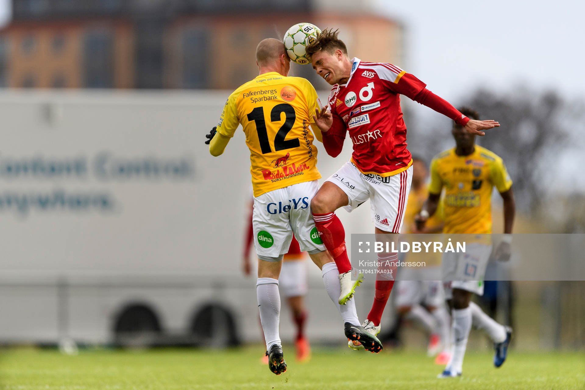 Falkenbergs Christoffer Carlsson och Degerfors Nikola Ladan