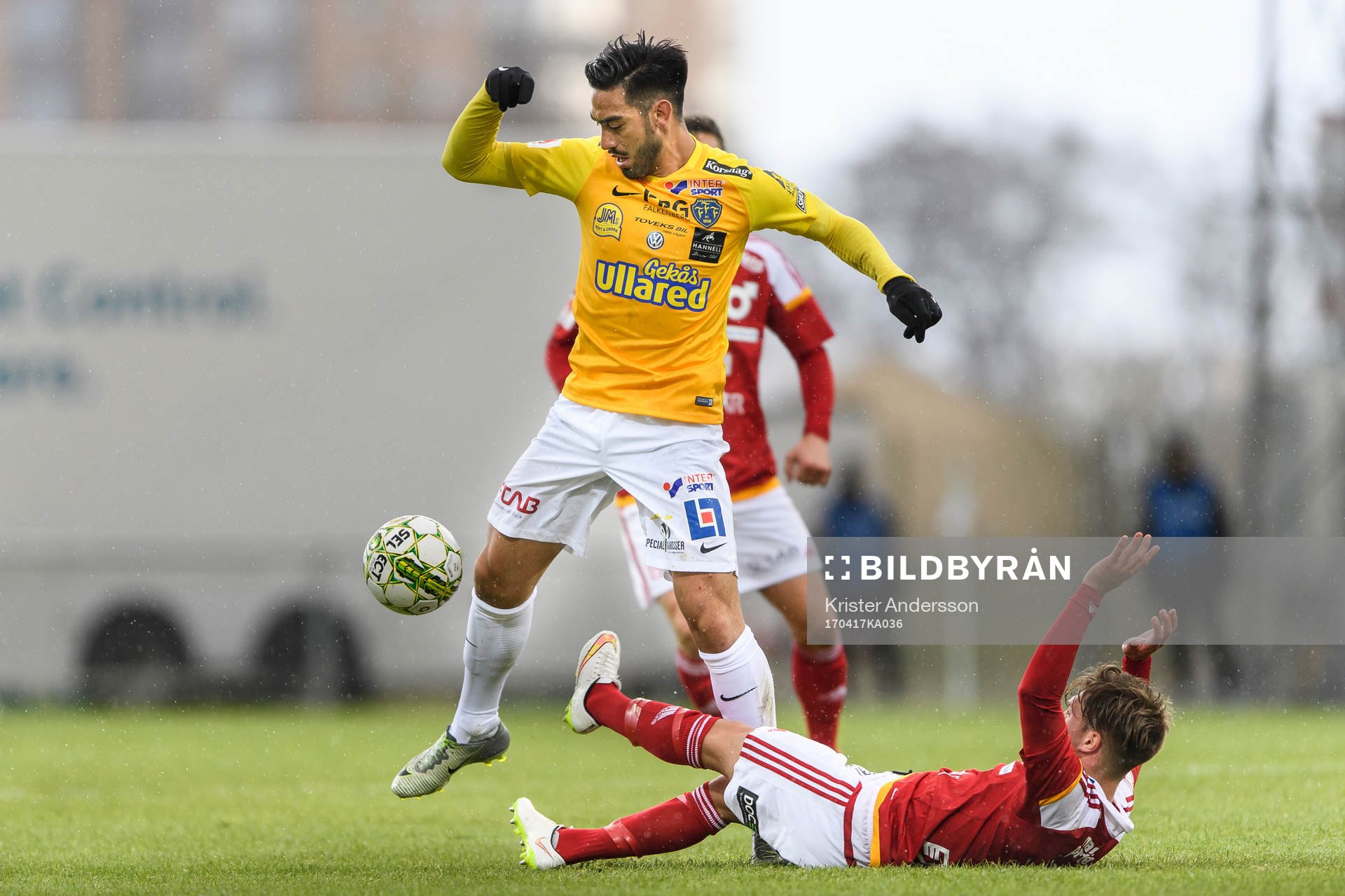 Falkenbergs Amin Nazari och Degerfors Jonas Olsson