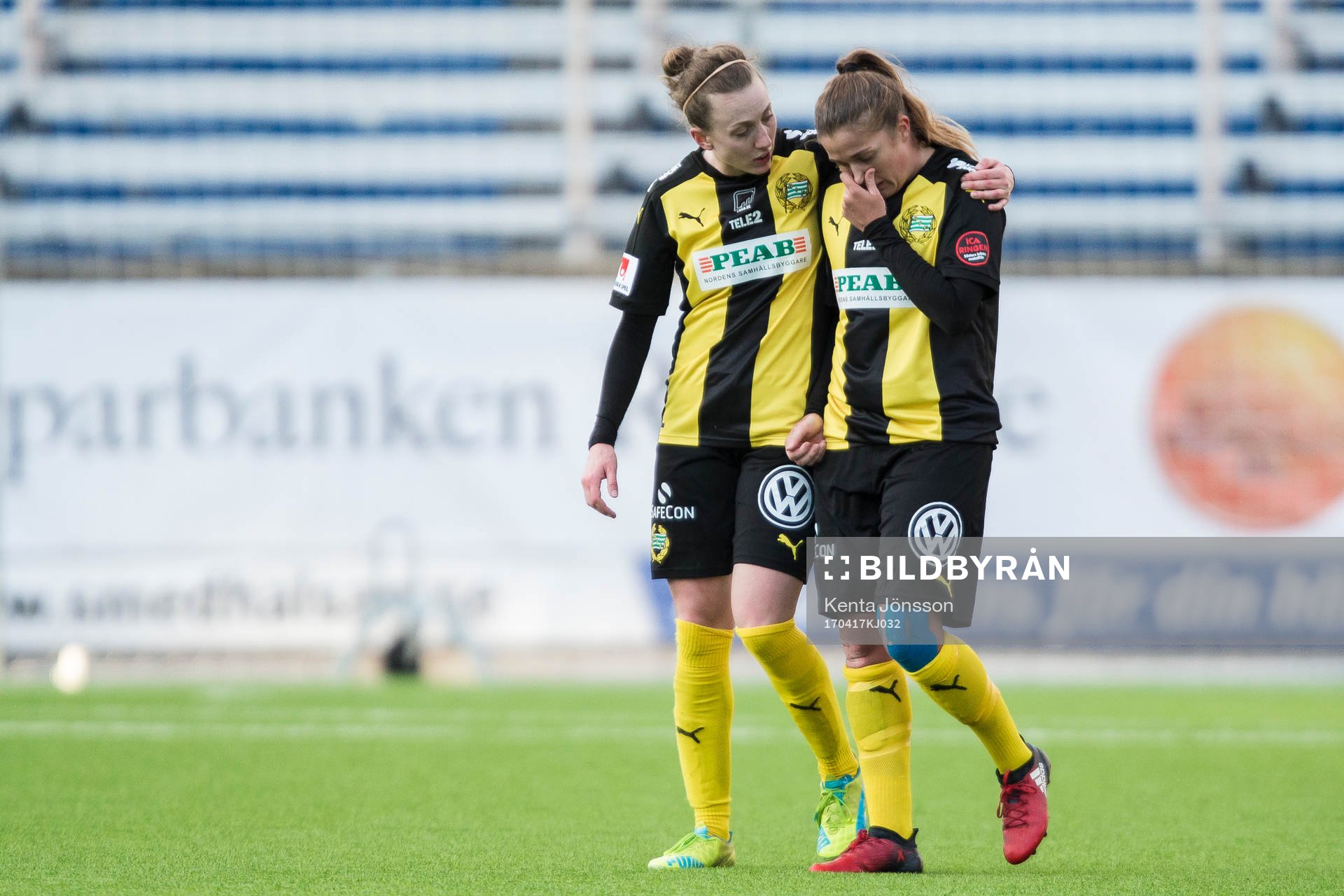 Hammarbys Olga Ekblom och Filippa Angeldal deppar