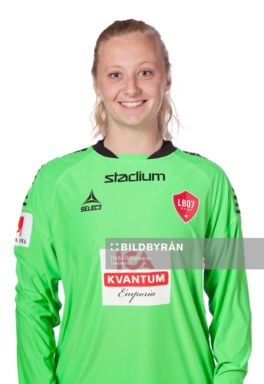 LB07s Josephine Frigge