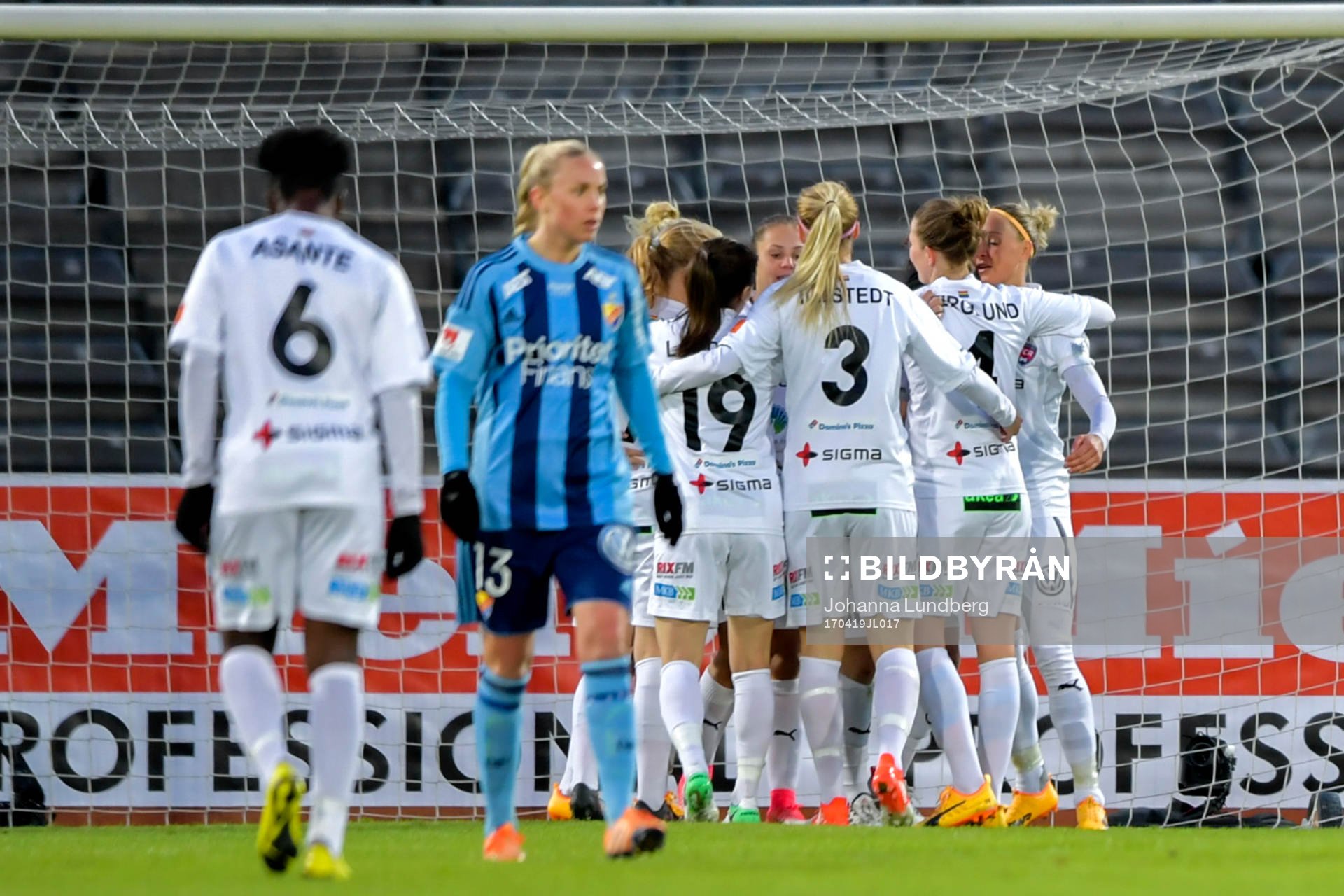 Rosengårds Ella Masar McLeod jublar