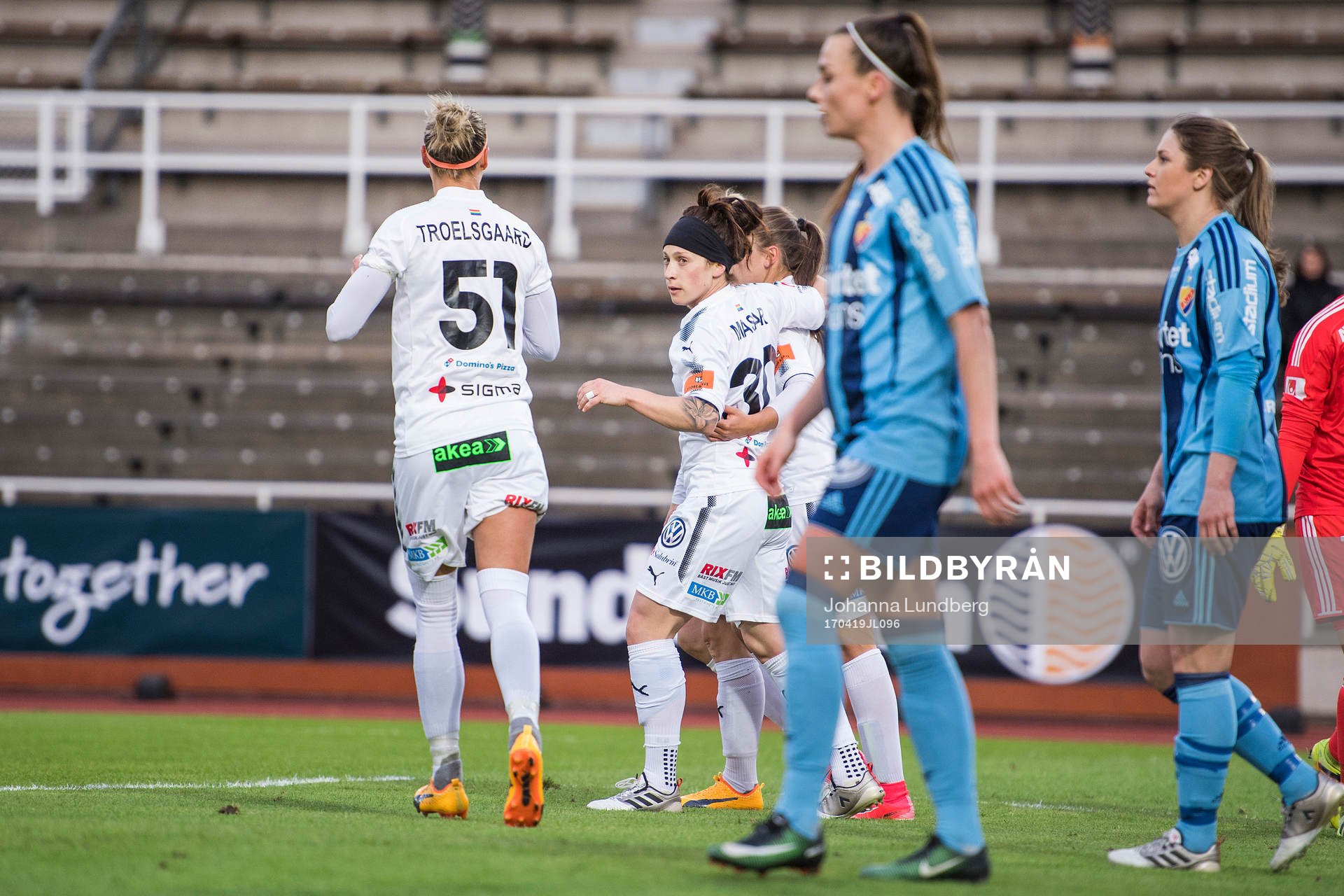 Rosengårds Sanne Troelsgaard Nielsen och Ella Masar McLeod