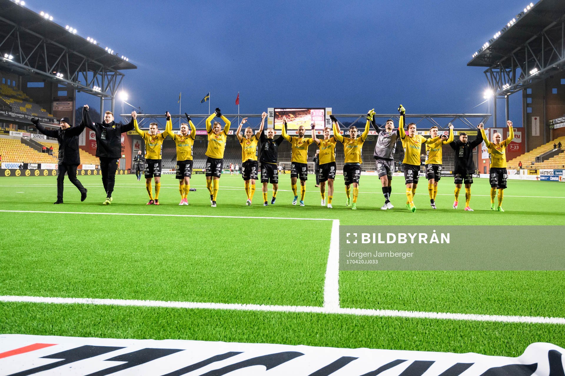 Elfsborgs spelare tackar publiken