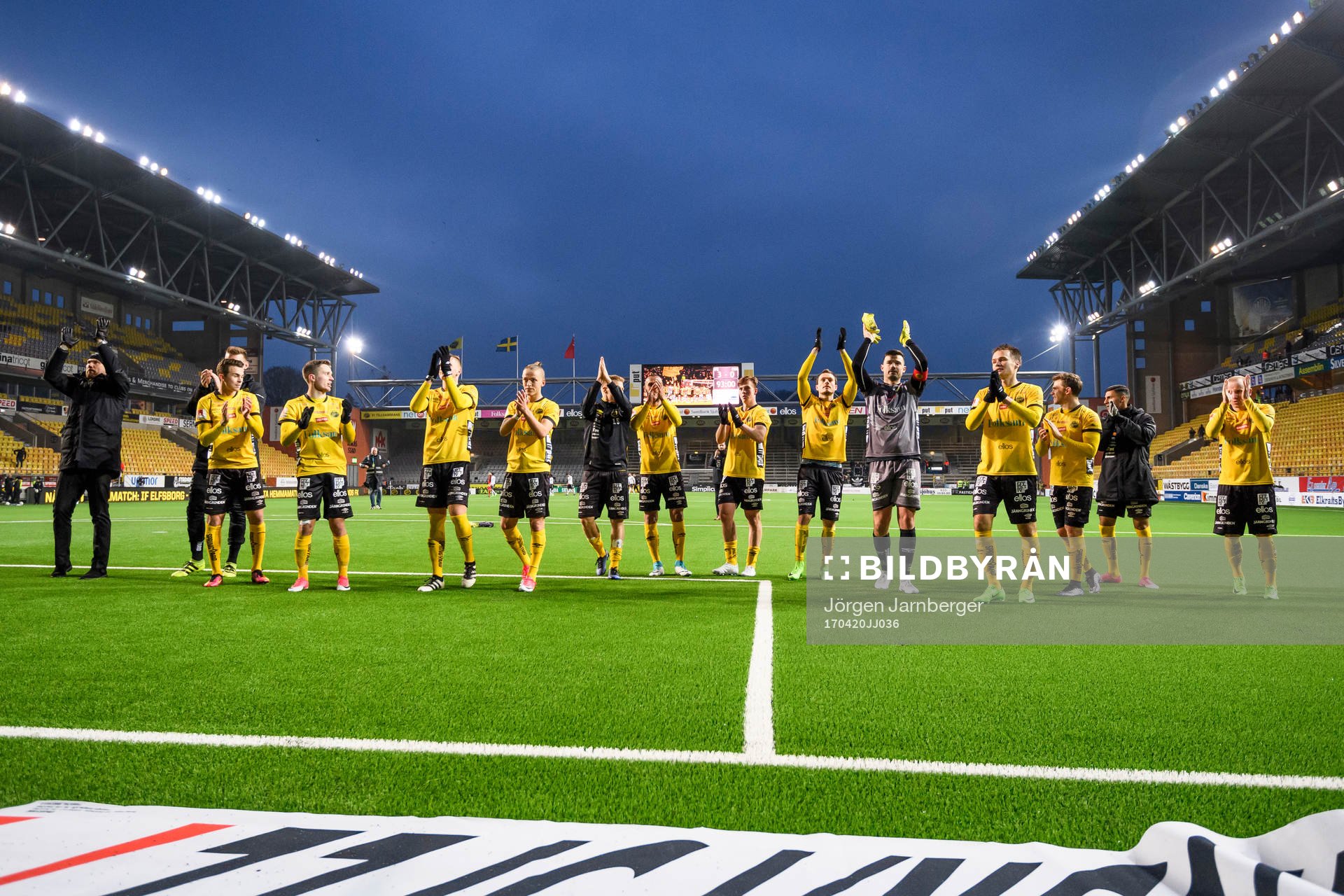 Elfsborgs spelare tackar publiken