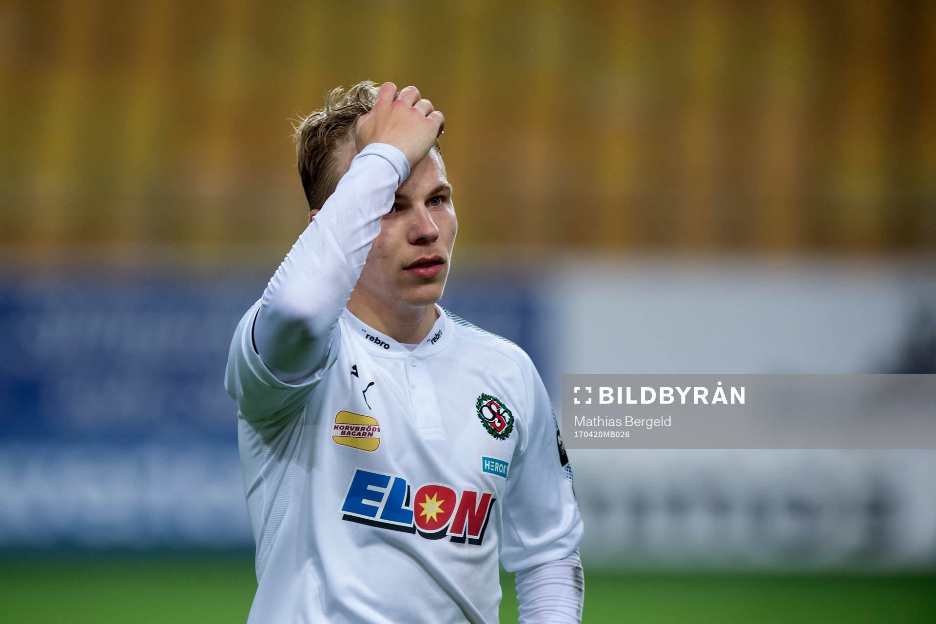 Örebros Sebastian Ring deppar