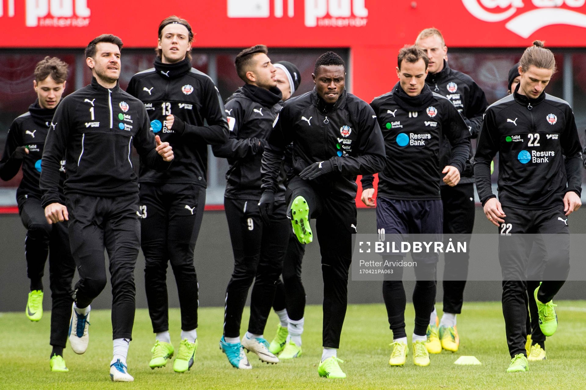 Målvakt Matt Pyzdrowski, Alexander Achinioti-Jönsson, Oke