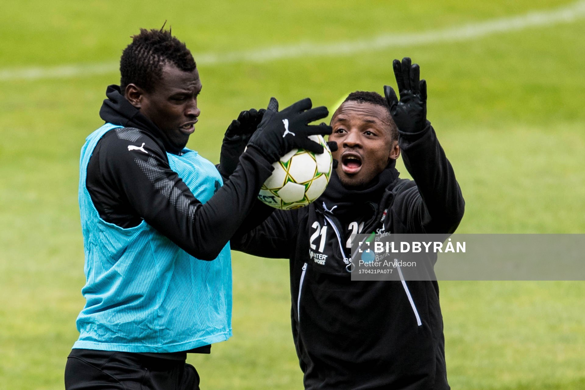 Edwin Gyimah och Monday Samuel