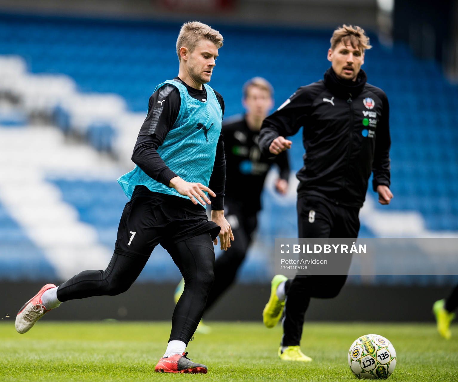 Viktor Ljung och Martin Christensen under en träning med Helsingborg den 21 april 2017 i Helsingborg.