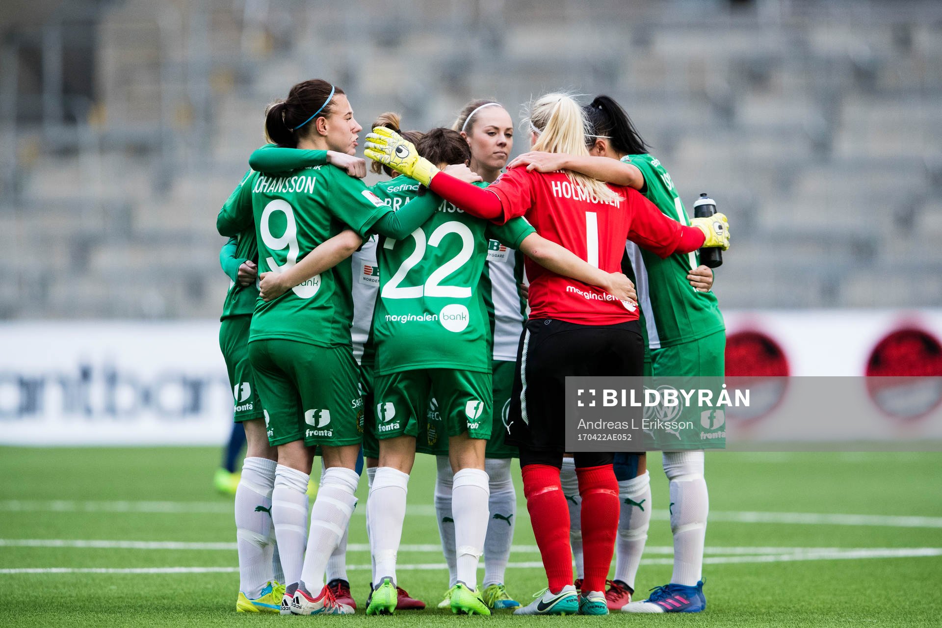 Hammarbys Amanda Johansson, Sejde Abrahamsson och målvakt