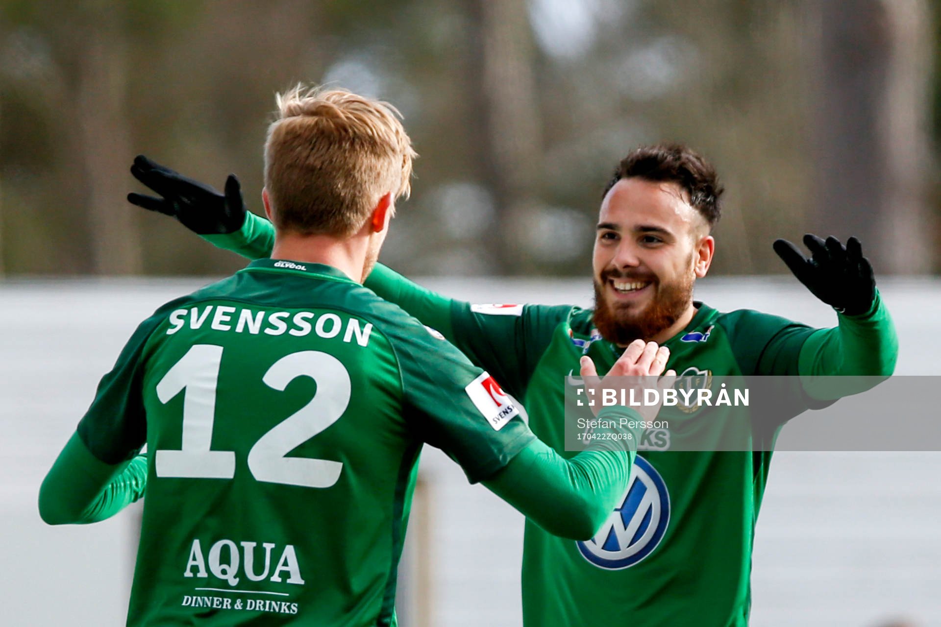 Jönköpings Jesper Svensson och Dzenis Kozica jublar