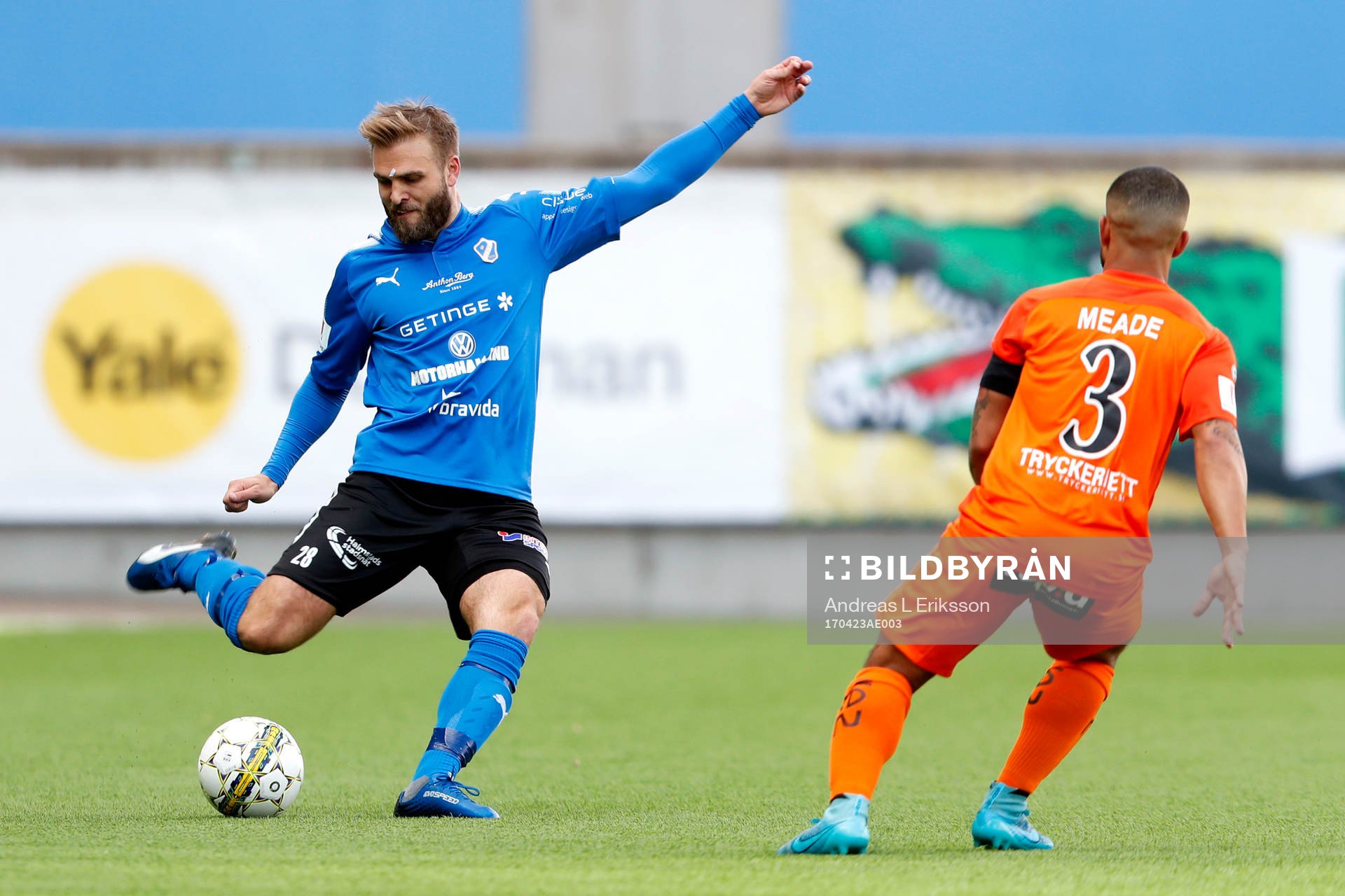 Halmstads Jesper Westerberg och AFC Eskilstunas Jernade