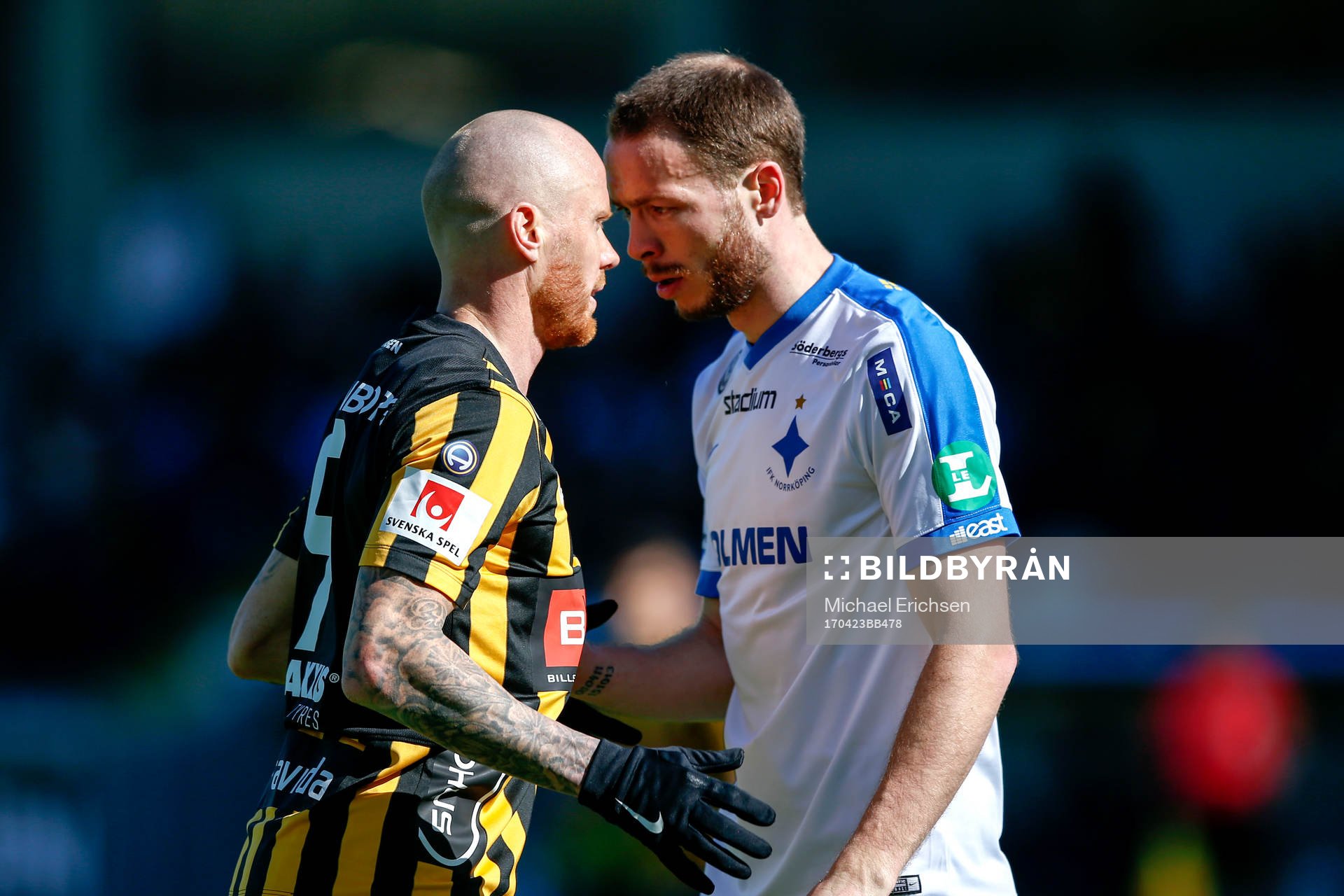 Häckens Alexander Farnerud och Norrköpings Jon Gudni