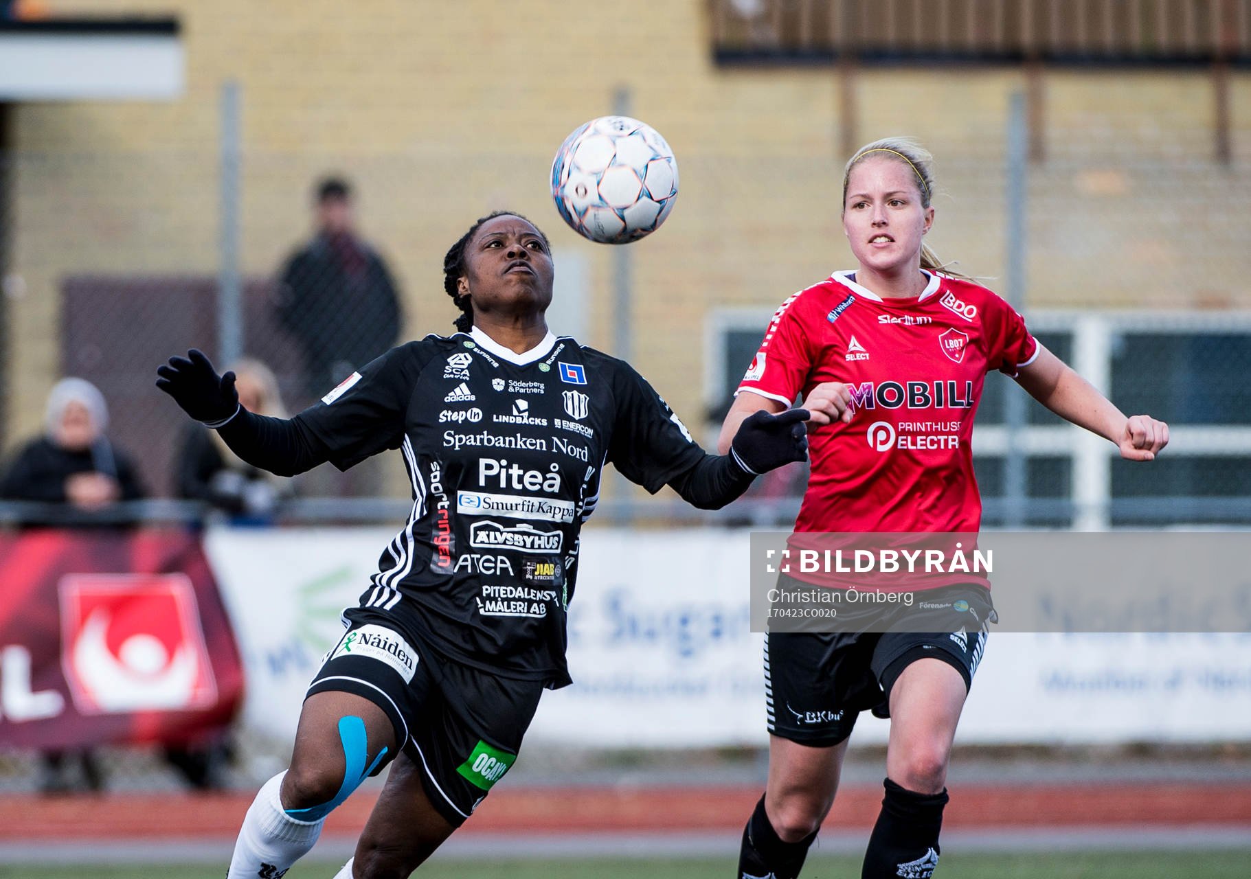 Piteås Faith Ikidi mot LB07s Michaela Johnsson
