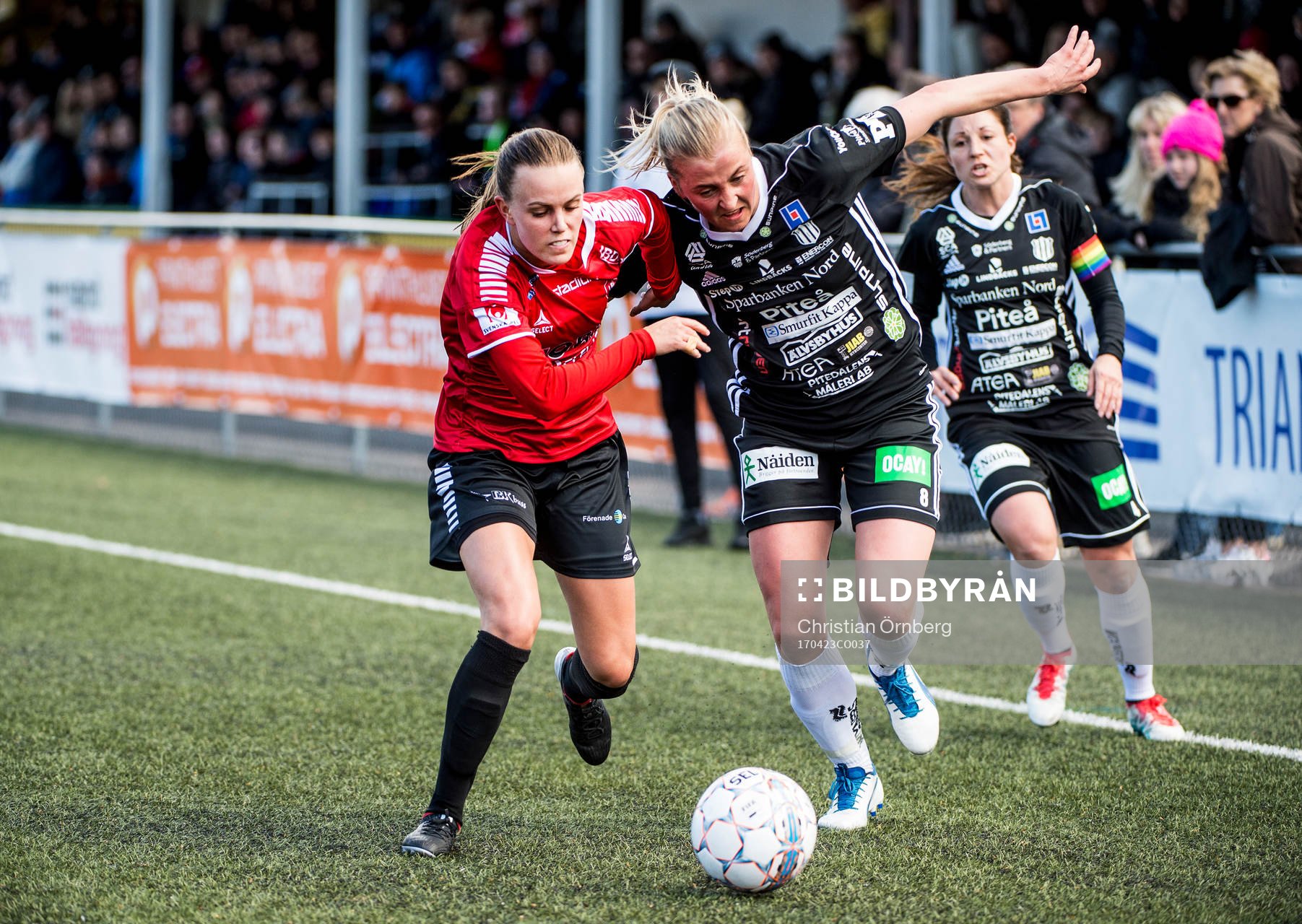 LB07s Elin Björklund mot Piteås Julia Karlenäs