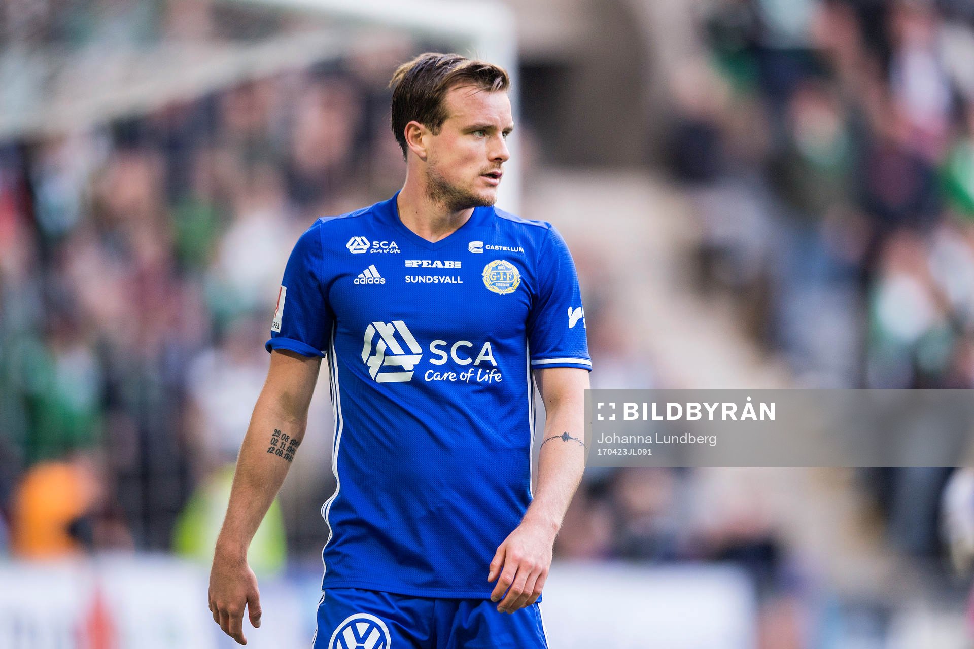 Sundsvalls Eric Larsson under fotbollsmatchen i Allsvenskan mellan Hammarby och Sundsvall den 23 april 2017 i Stockholm.