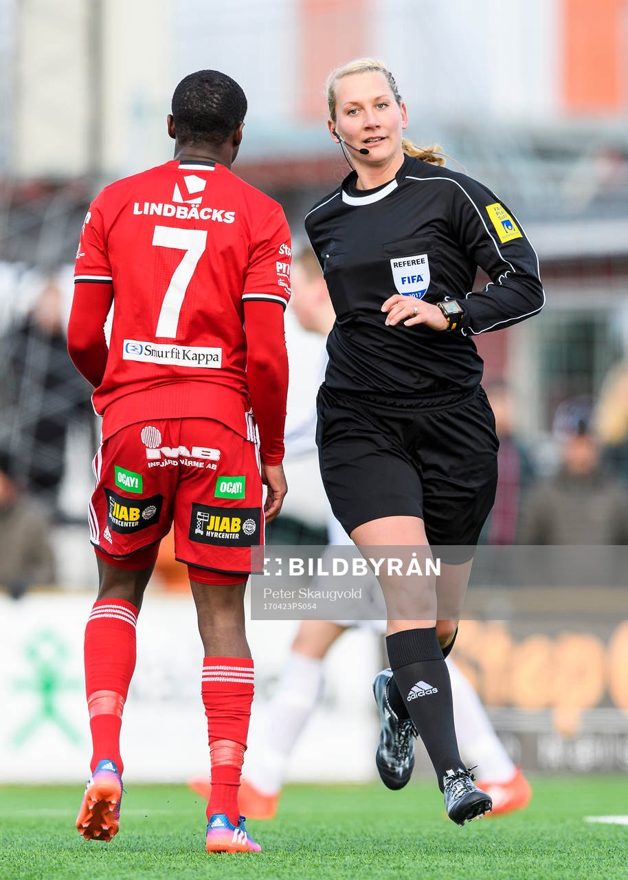 Domare Tess Olofsson