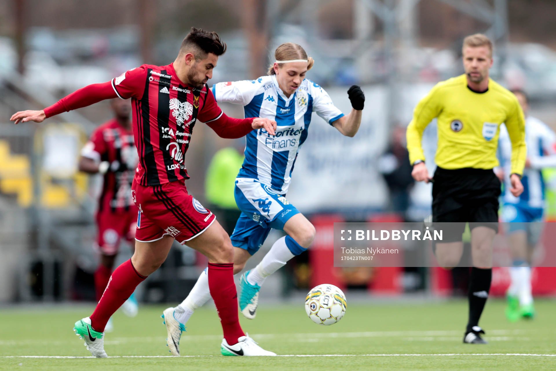 IFK Göteborgs Elias Mar Omarsson och Östersunds Sotirios