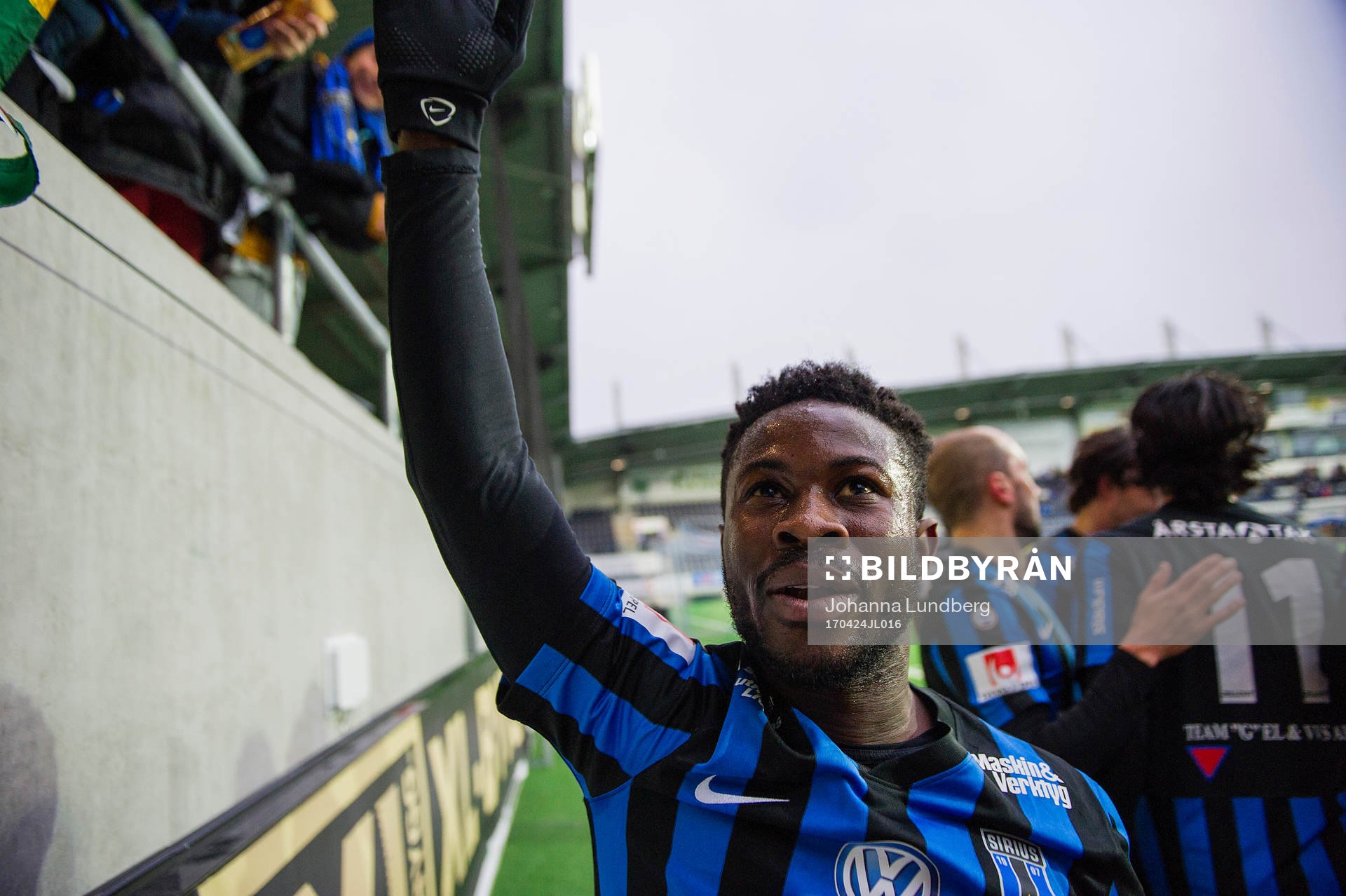 Sirius Kingsley Kofi Sarfo jublar