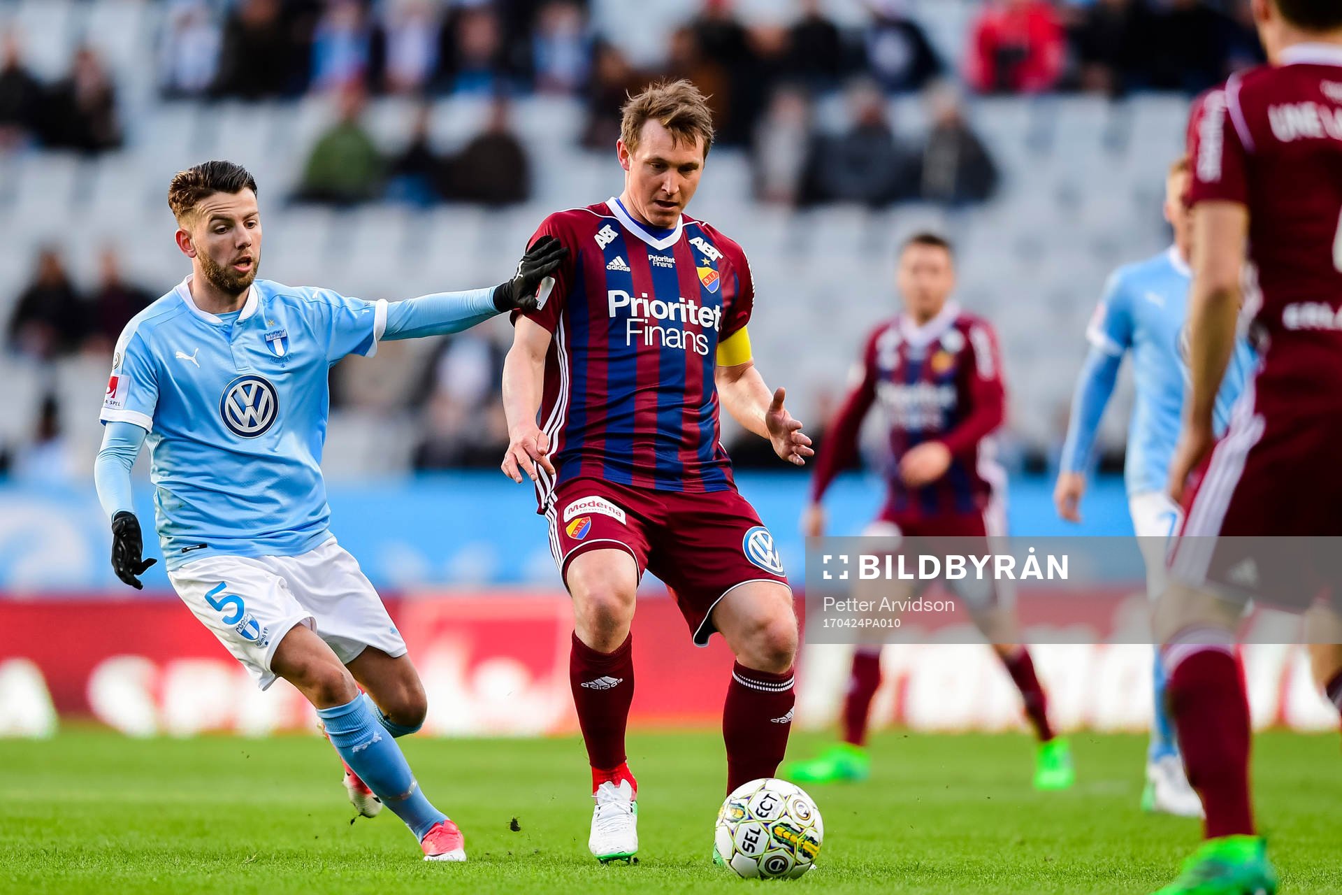 Malmö FFs Erdal Rakip och Djurgårdens Kim Källström