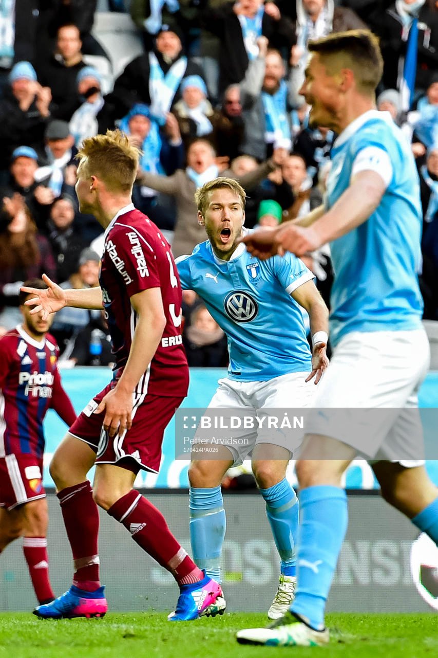 Malmö FFs Anton Tinnerholm jublar