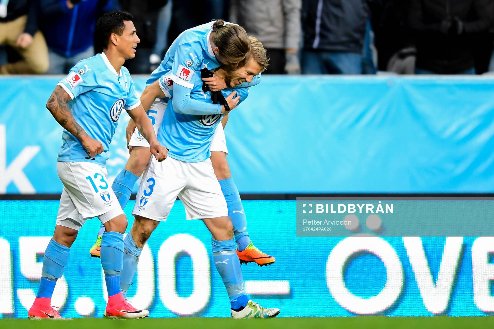 Malmö FFs Anton Tinnerholm jublar